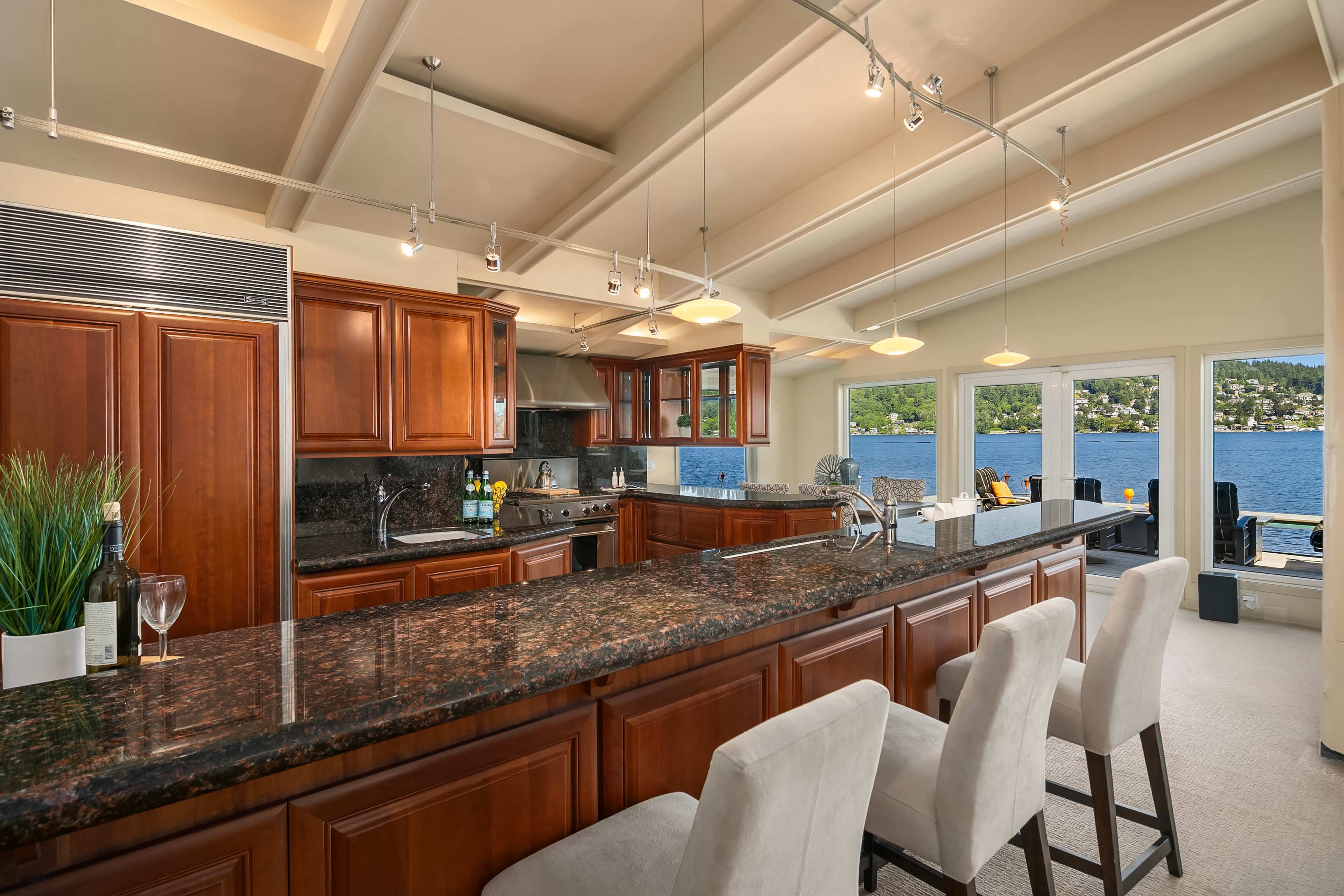 Water front Lake Sammamish Image in Northeast Bellevue, Bellevue, WA