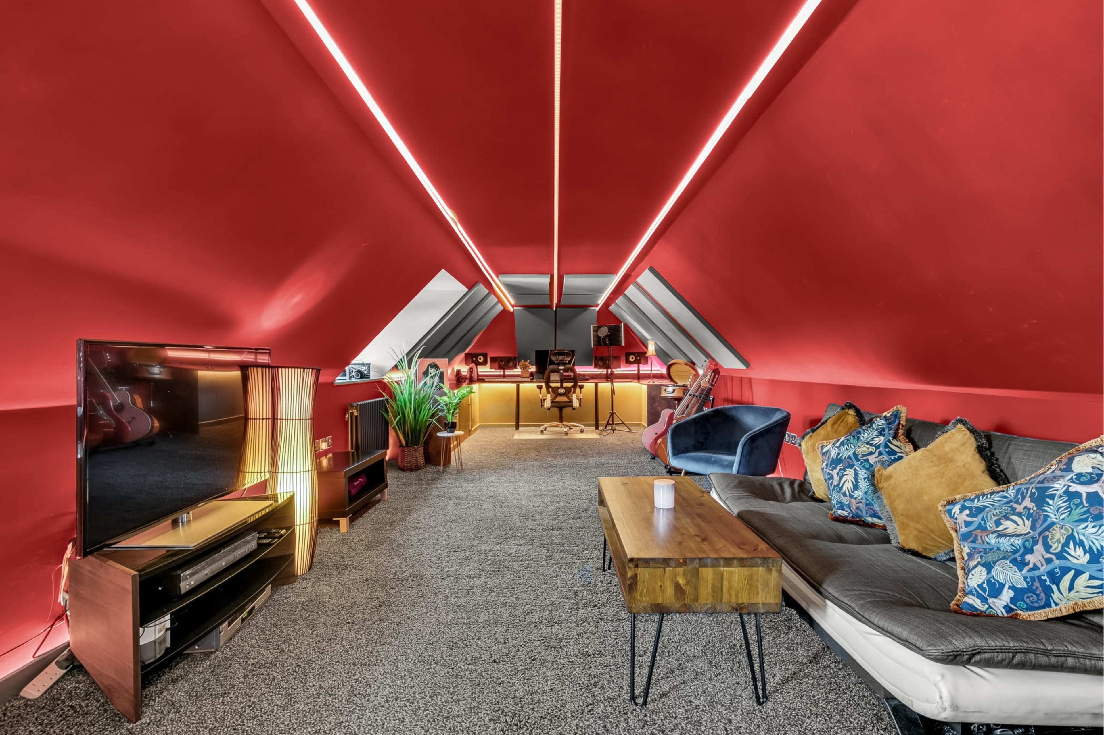 Rustic Sound-Proof Recording Studio Image in Bray Civil Parish, Maidenhead, Berkshire, ENG