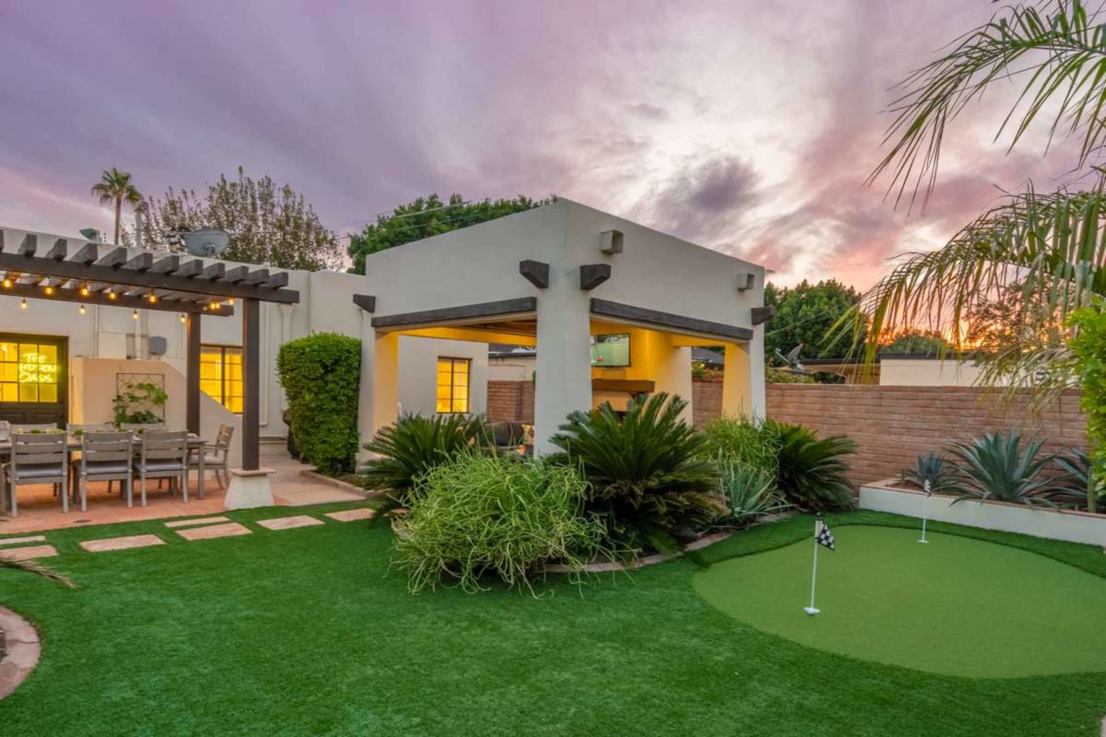 The Oasis Image in Encanto Village, Phoenix, AZ