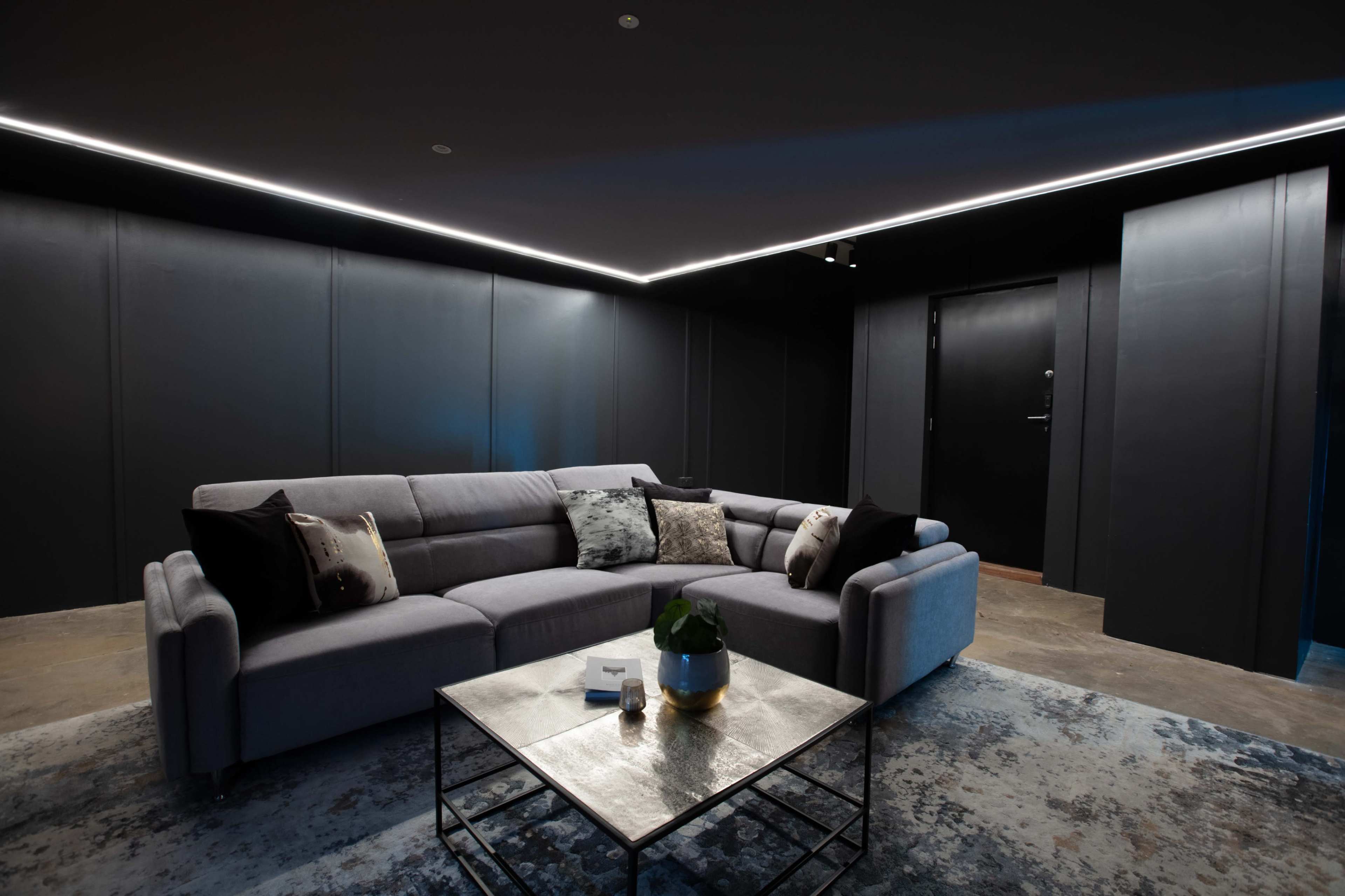 Premium Recording Studio in West London Music Members Club Image in London, London, ENG