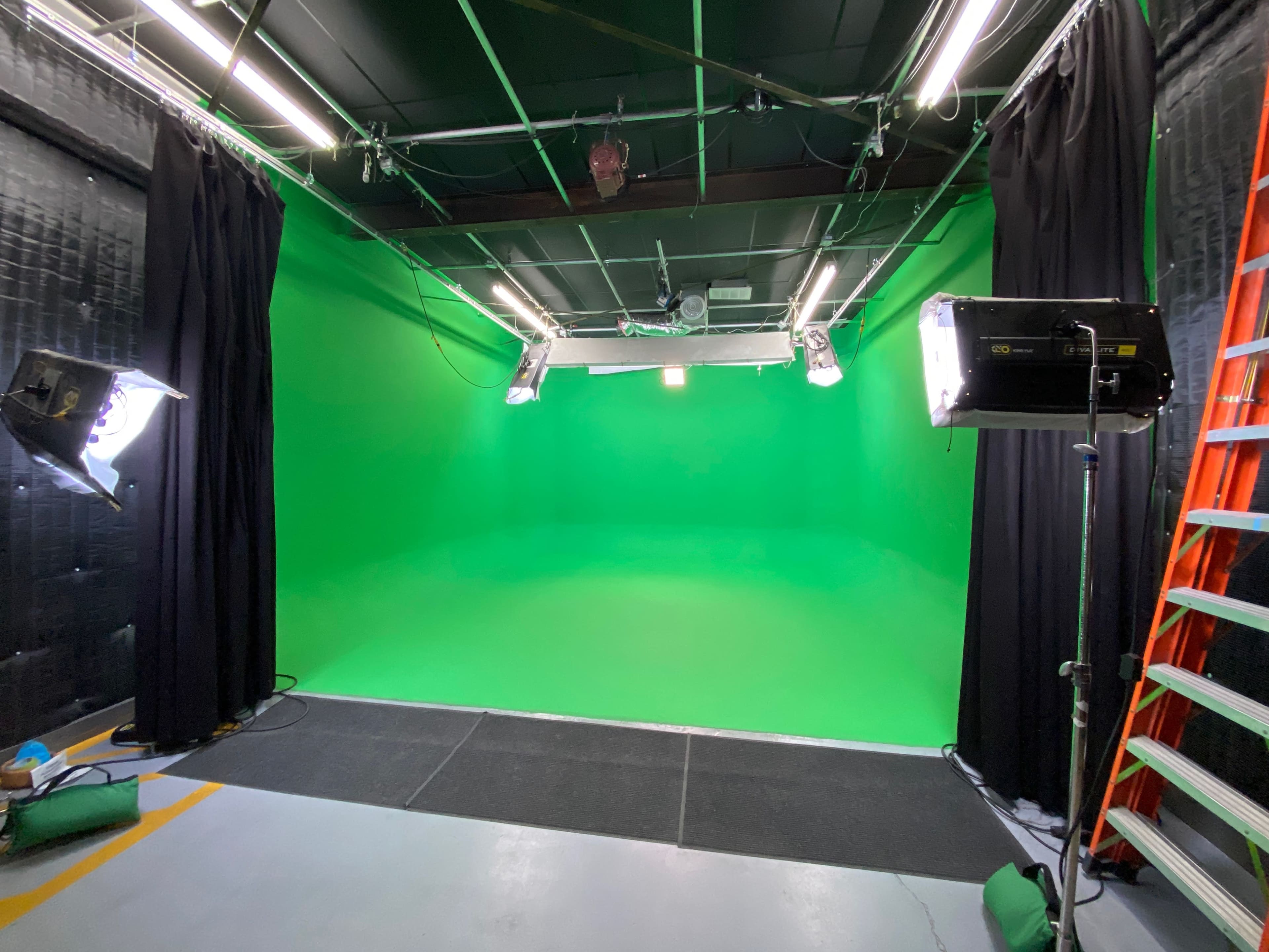 Pre-lit Sound Proof Green Screen Studio Image in , Burbank, CA