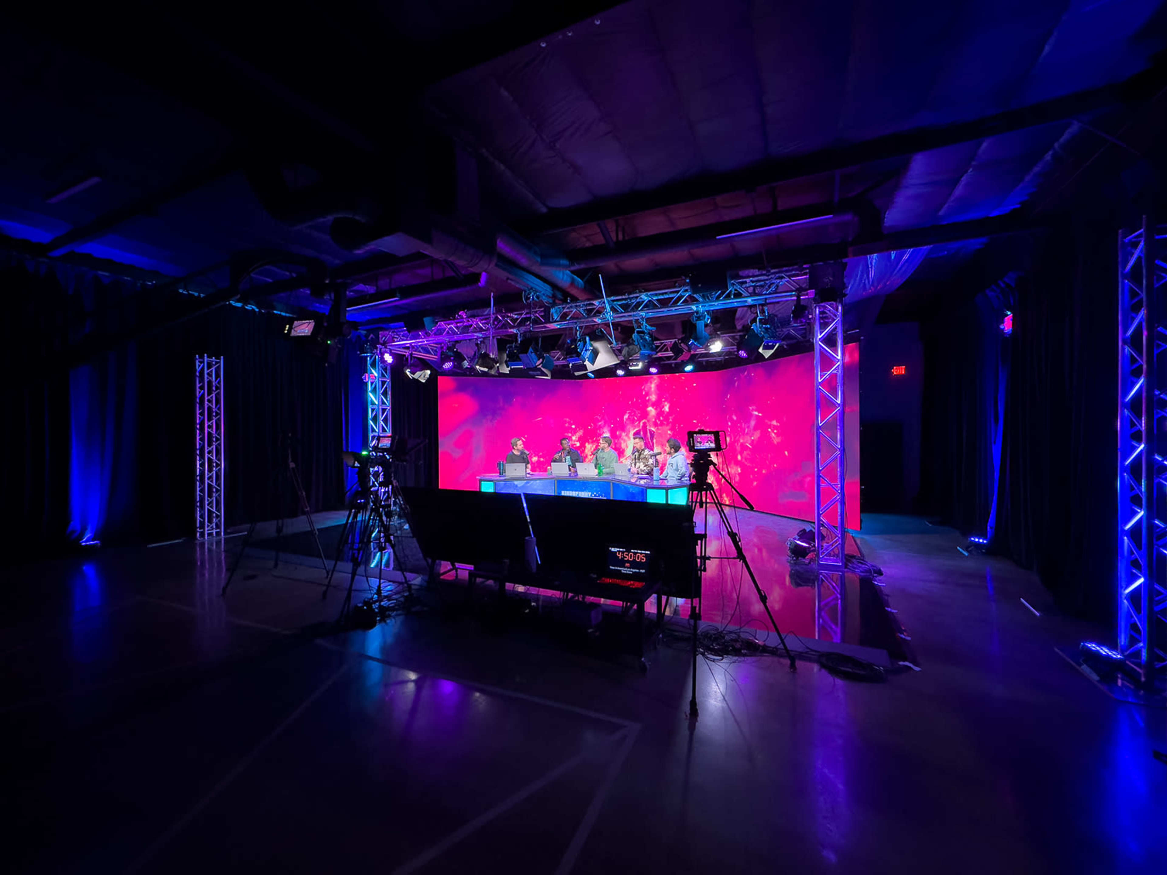 Large Streaming Content Creation Studio Image in Hillside, Daly City, CA