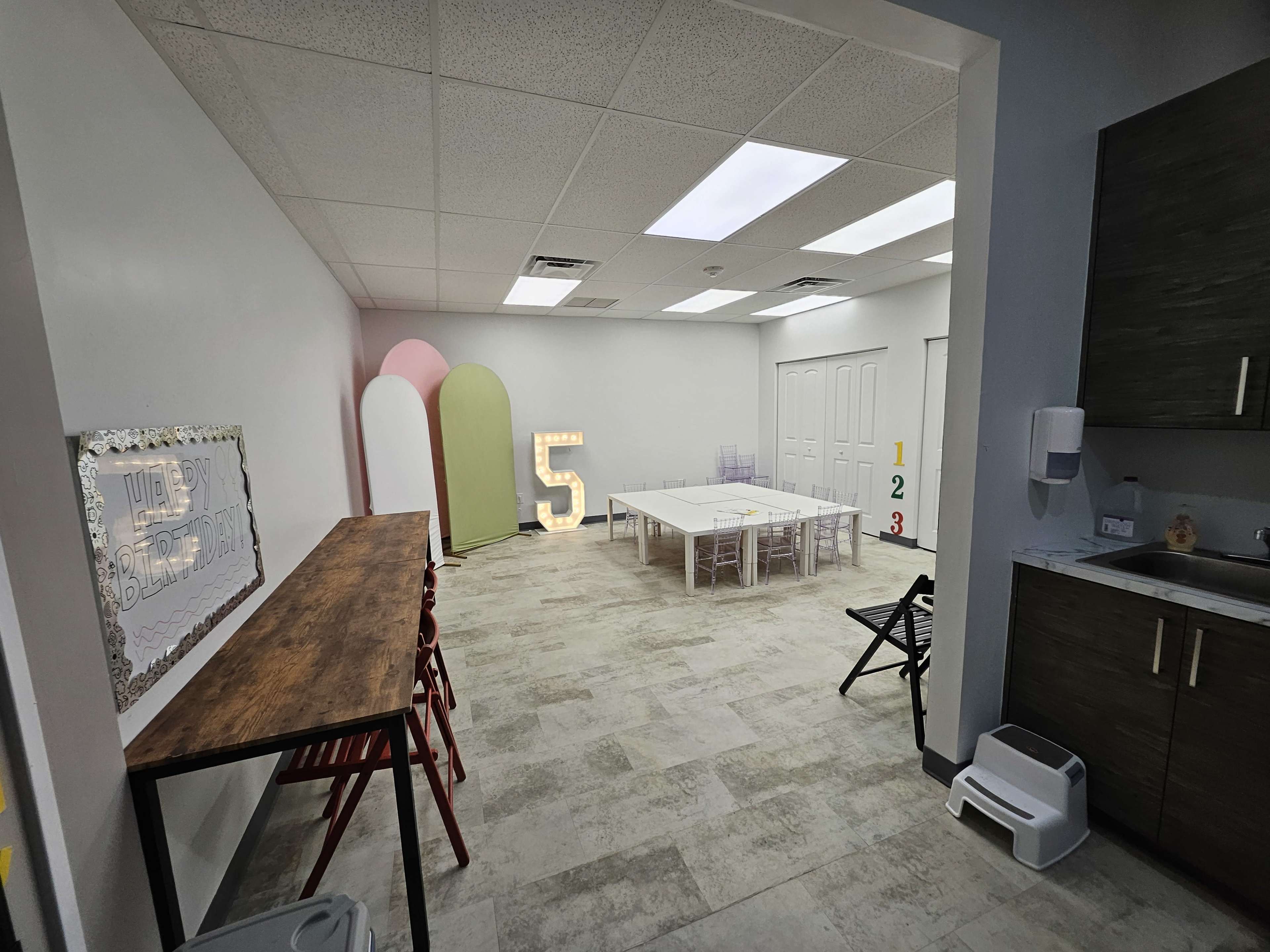 Party Room with Play Area & Café Access — Perfect for Kids’ Birthdays or Small Celebrations Image in University Drive, Coral Springs, FL