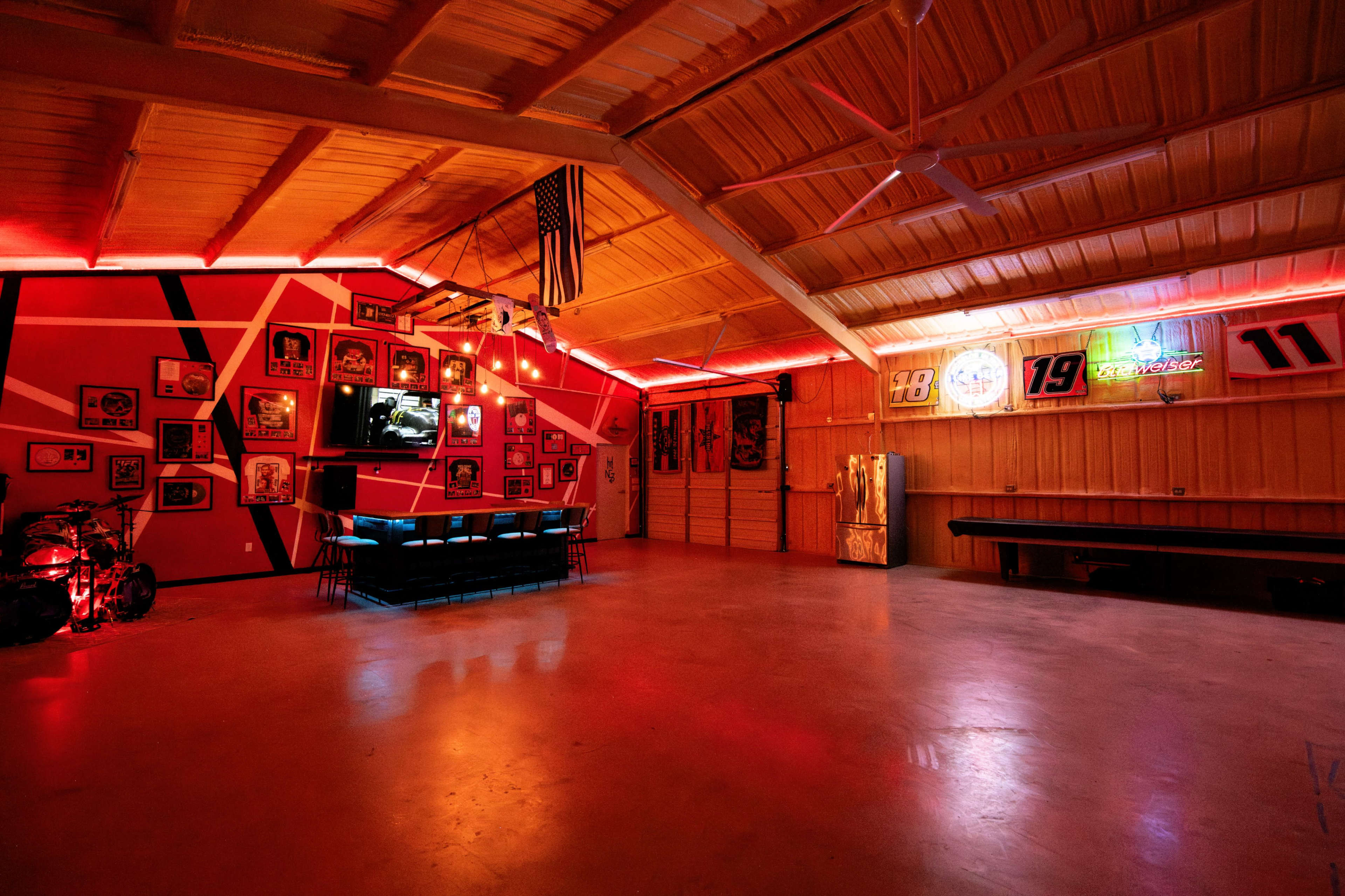 Shop w/Man Cave, Sport & Music Memorabilia, LED Lights, Bar, Neon Signs Image in Rendon, Burleson, TX