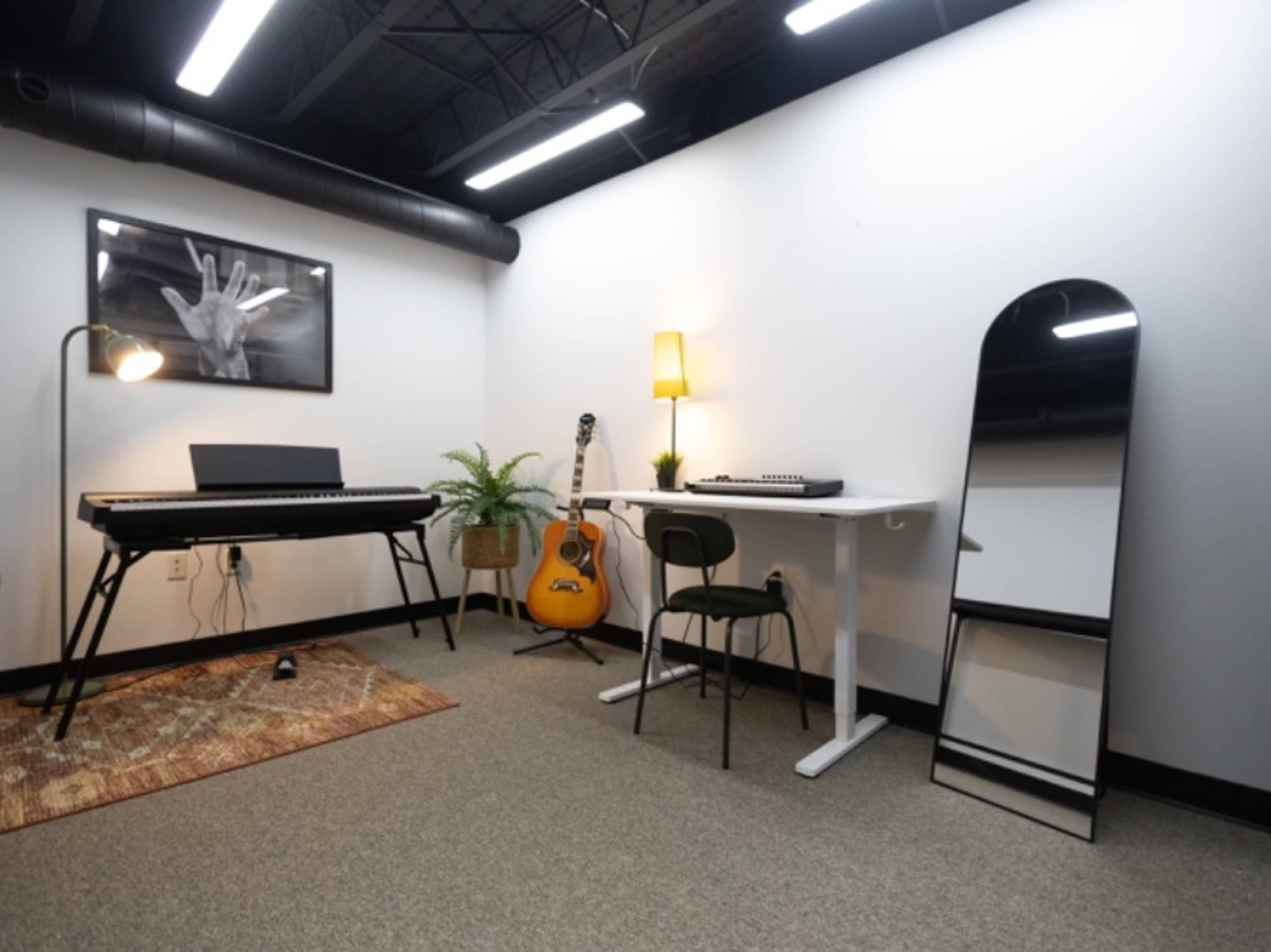 Content Room B