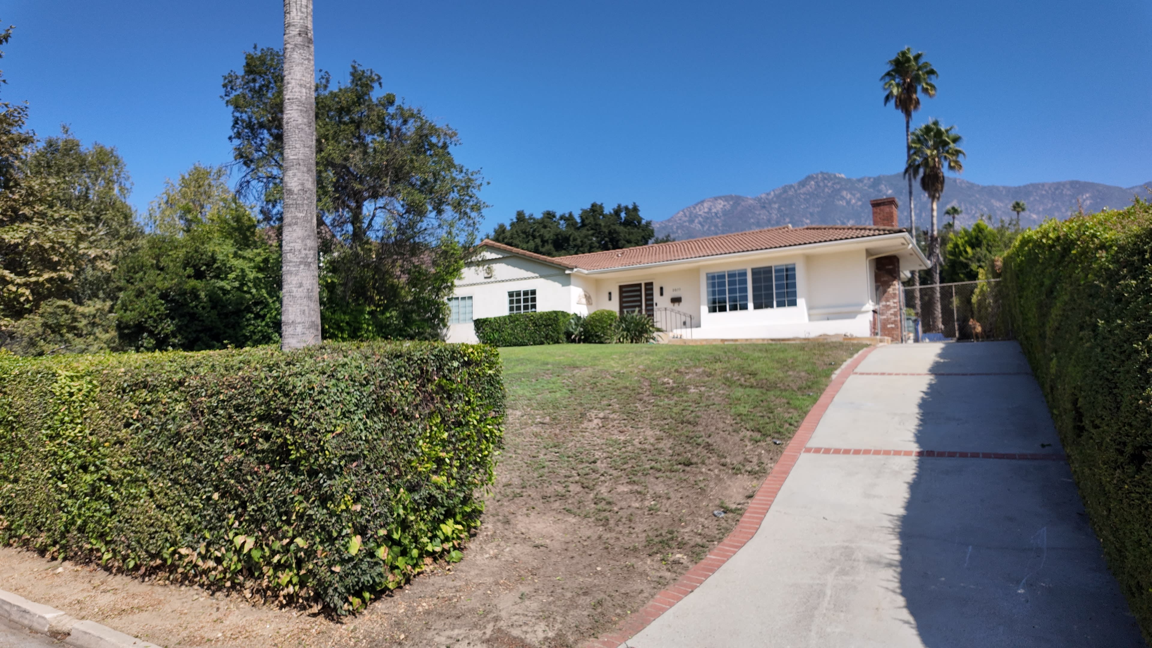 Classic Home with Mountain View & Open Floor Plan Image in Altadena, Altadena, CA