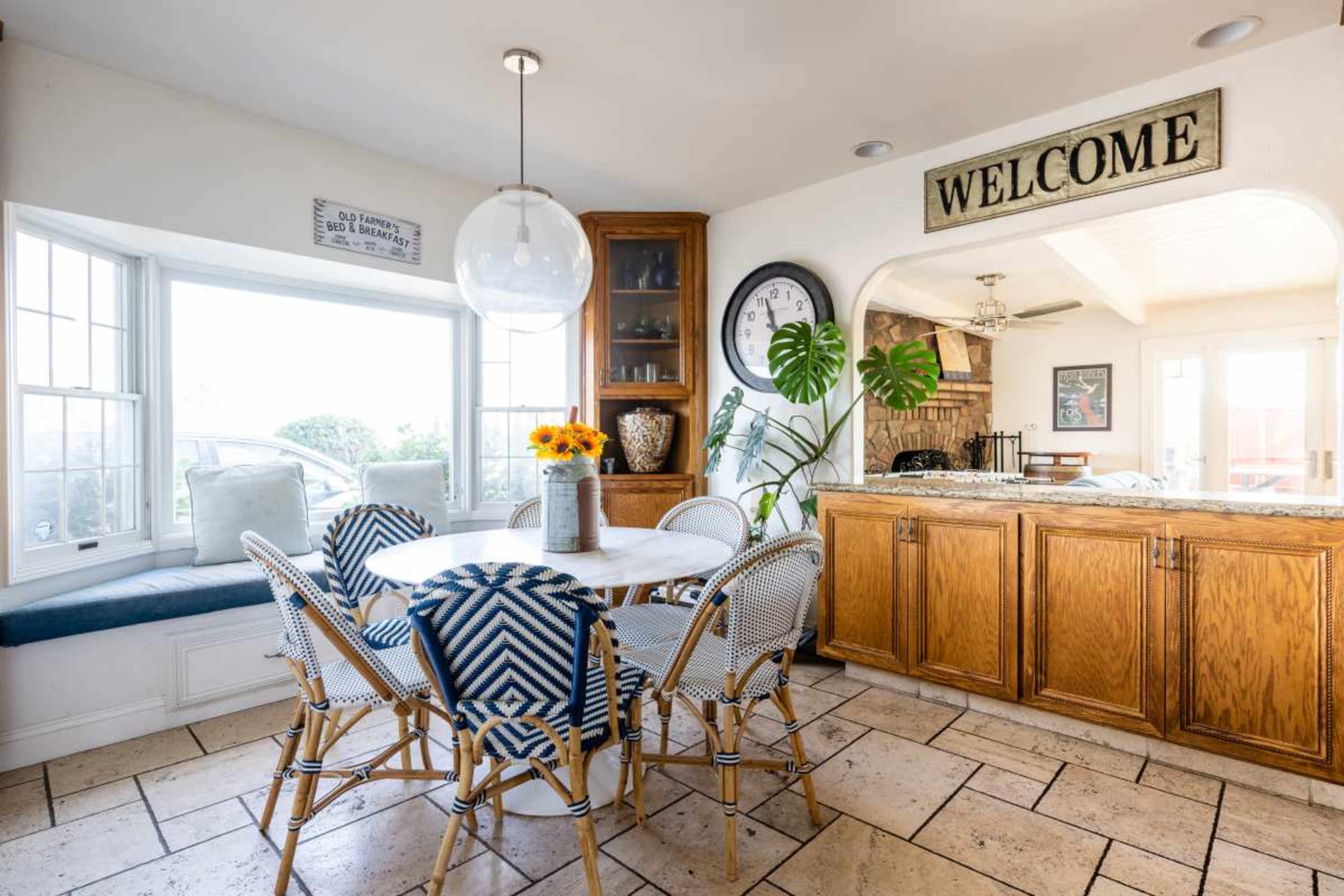 6 Bedroom San Martin Historic Estate with Spacious Backyard and Heated Pool! Image in San Martin, San Martin, CA
