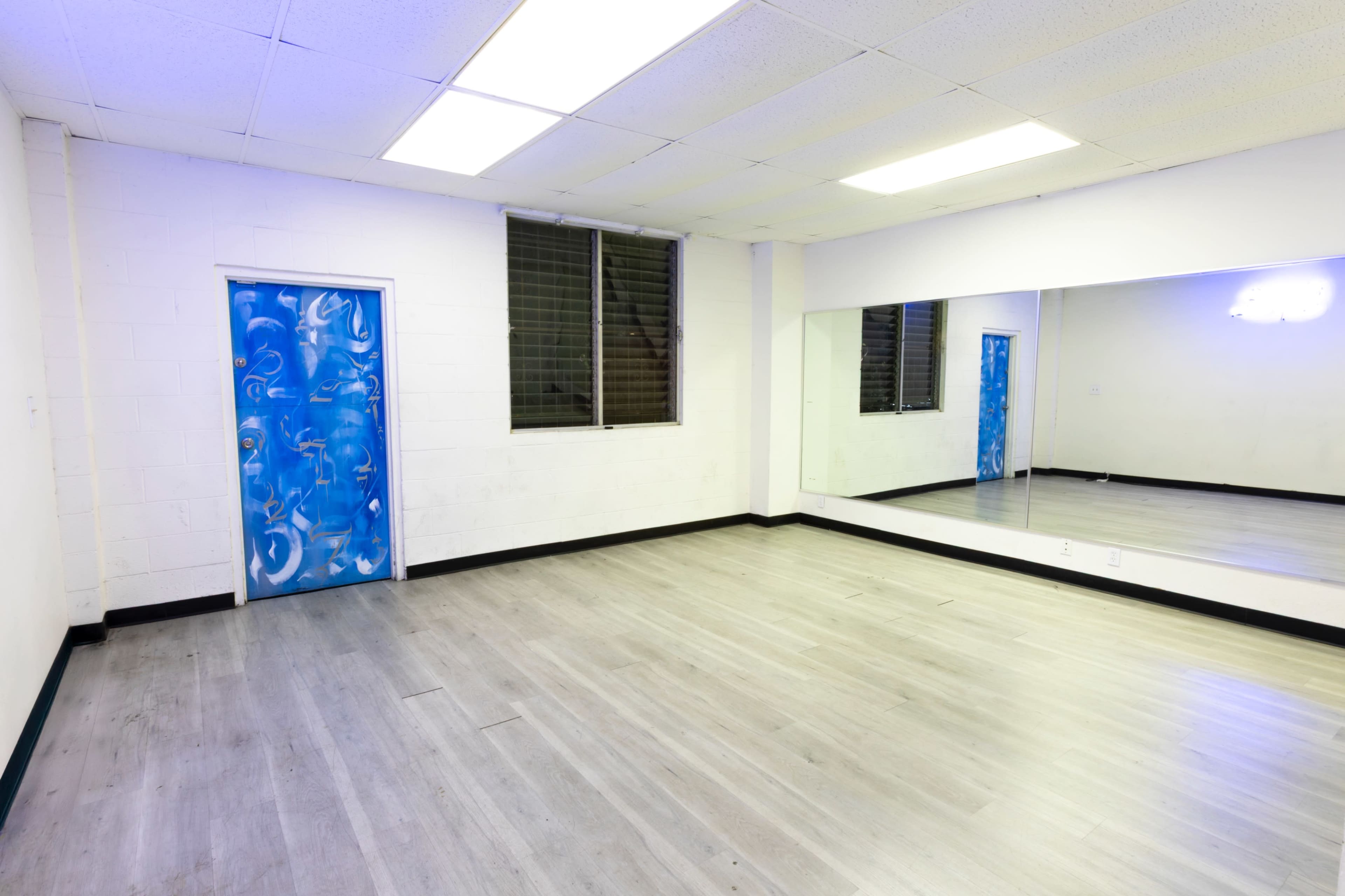 Clean Private Dance Space Image in Santa Fe Springs, Santa Fe Springs, CA