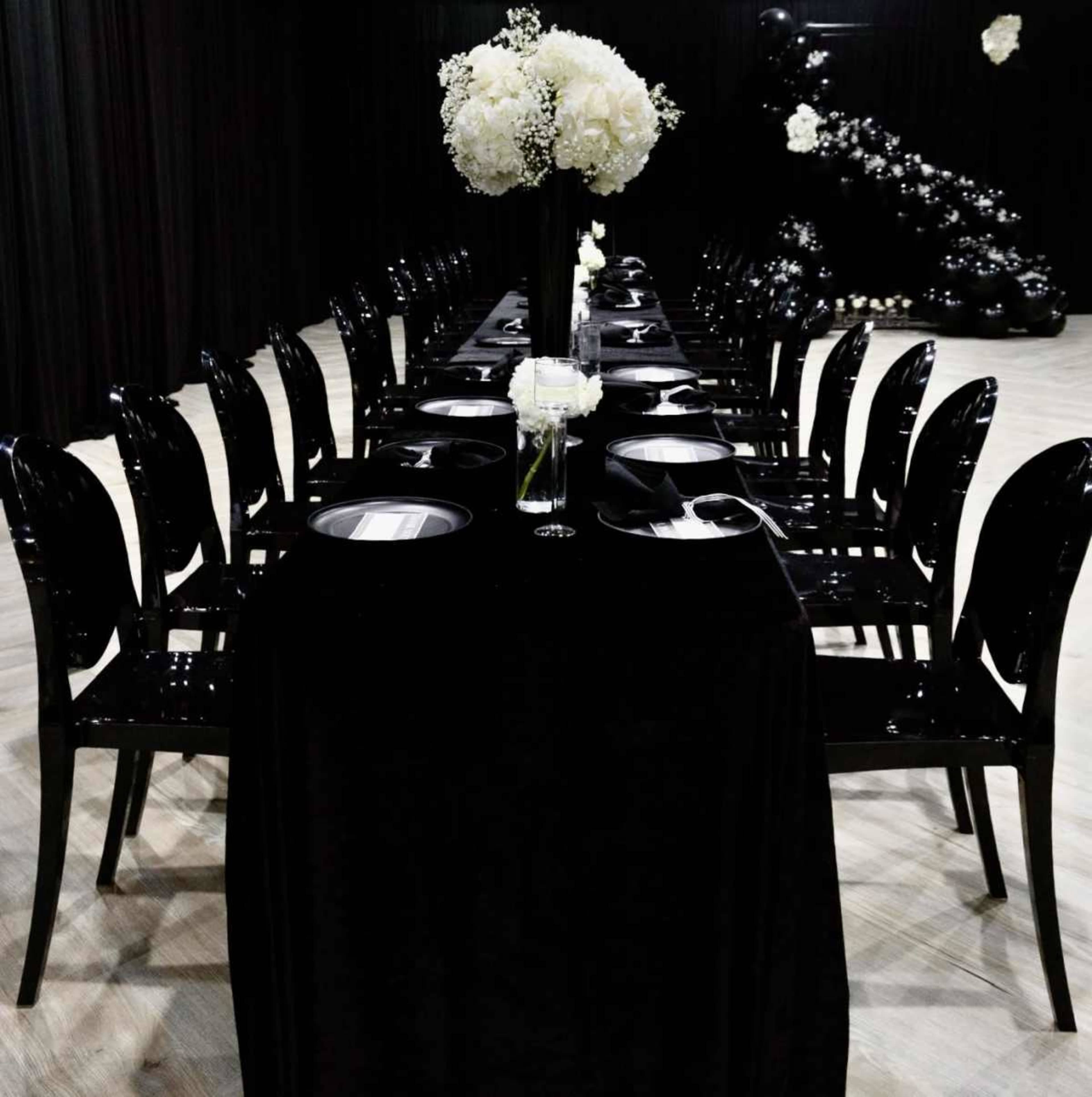 Modern Luxe Event Center Image in Clinton Twp, Clinton Township, MI