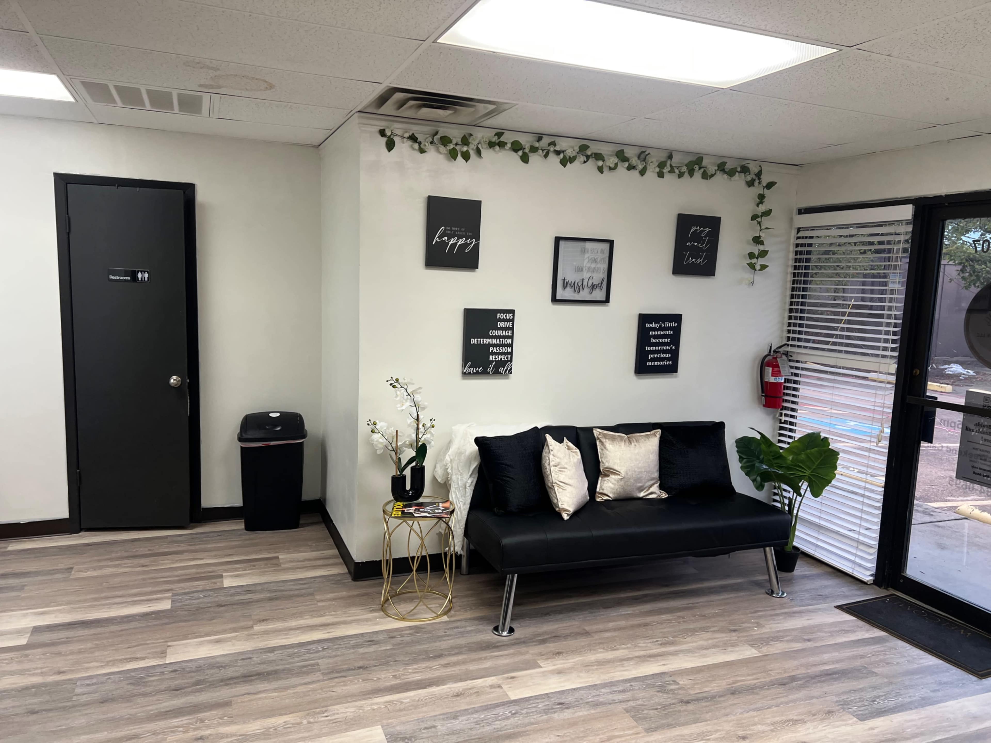 Modern Open Space Image in Mesquite, Mesquite, TX