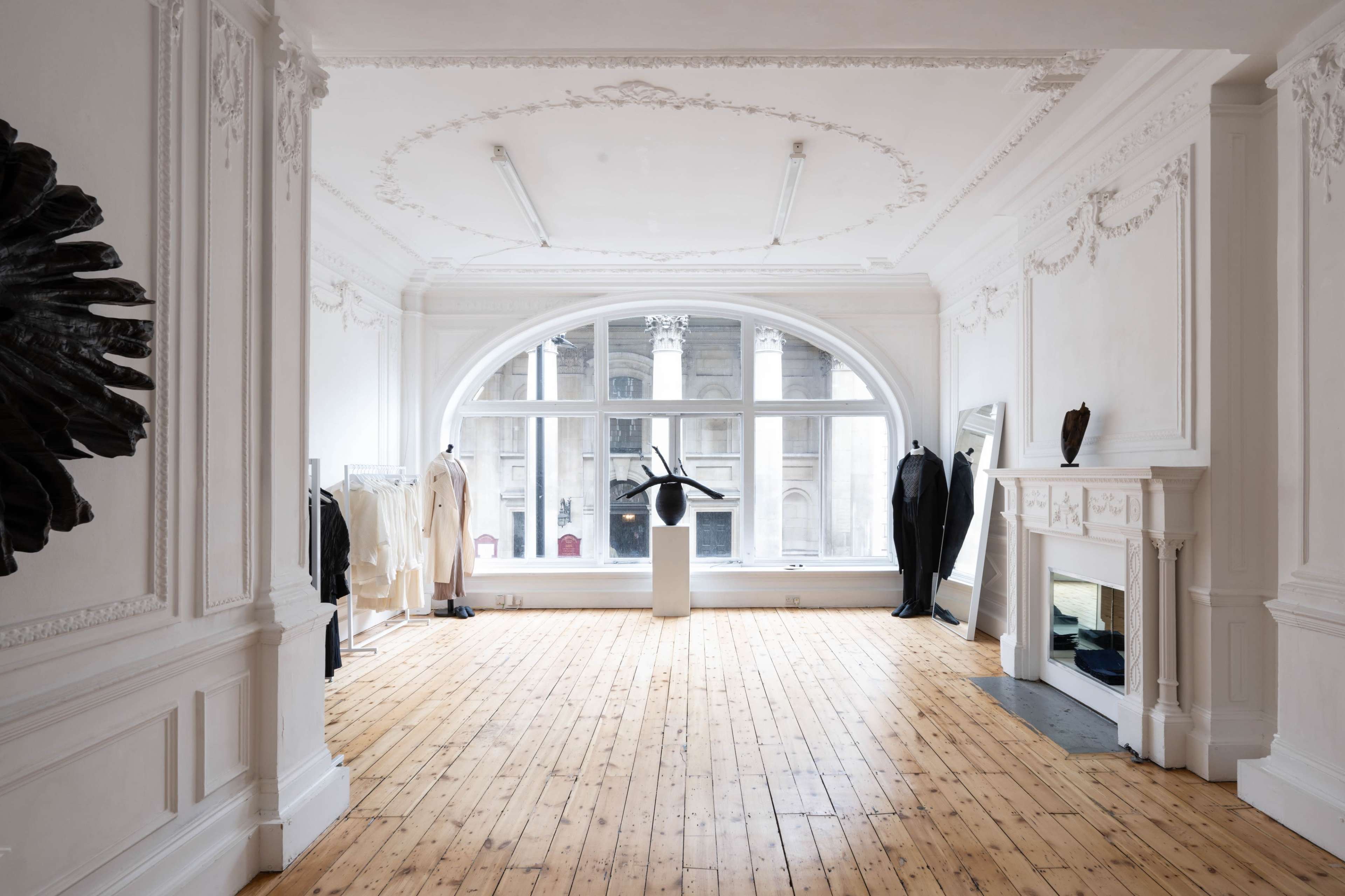 Elegant Mayfair Gallery Space Image in Mayfair, London, ENG