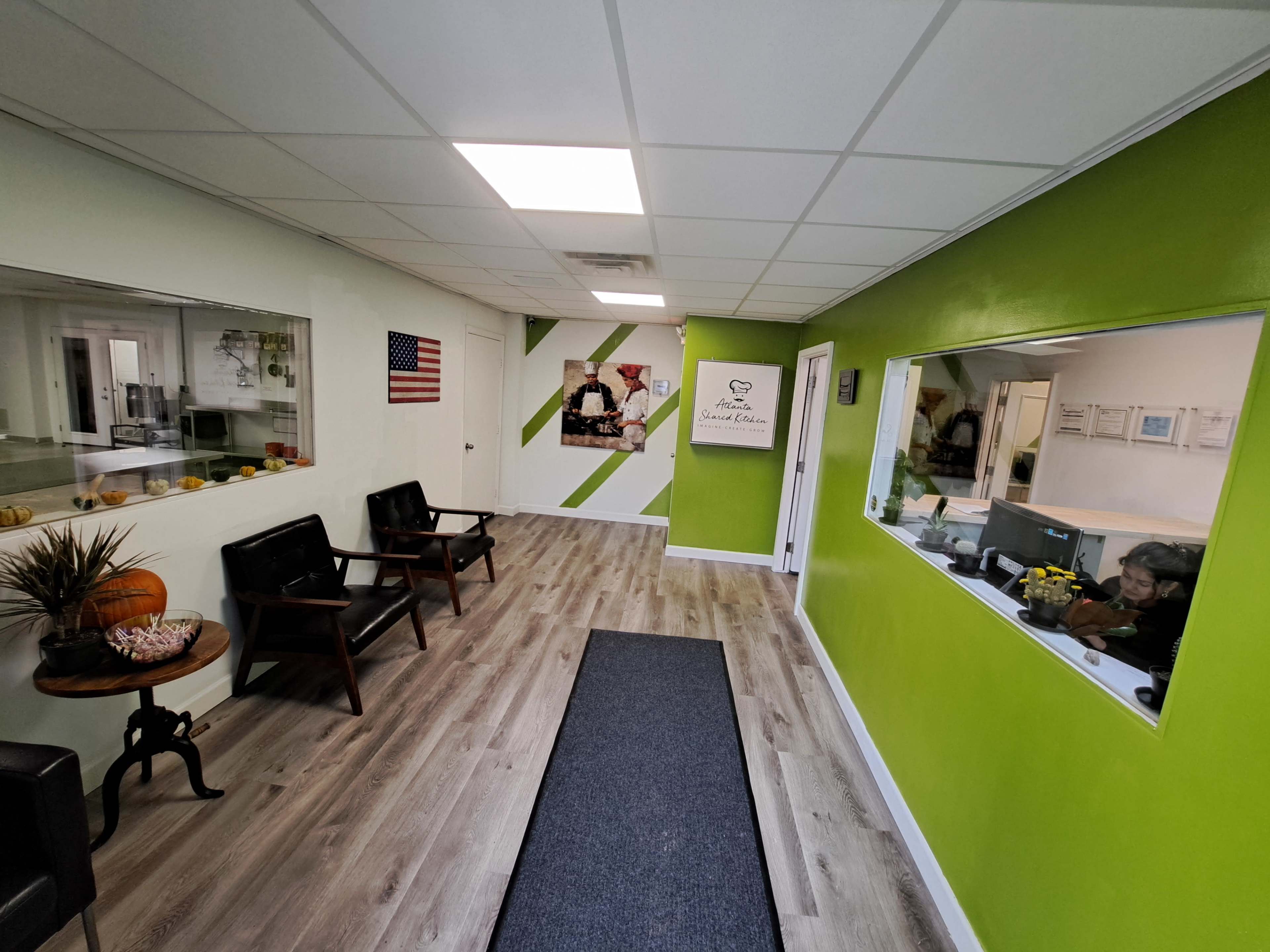 Studio kitchen Image in Peachtree Corners, Peachtree Corner, GA