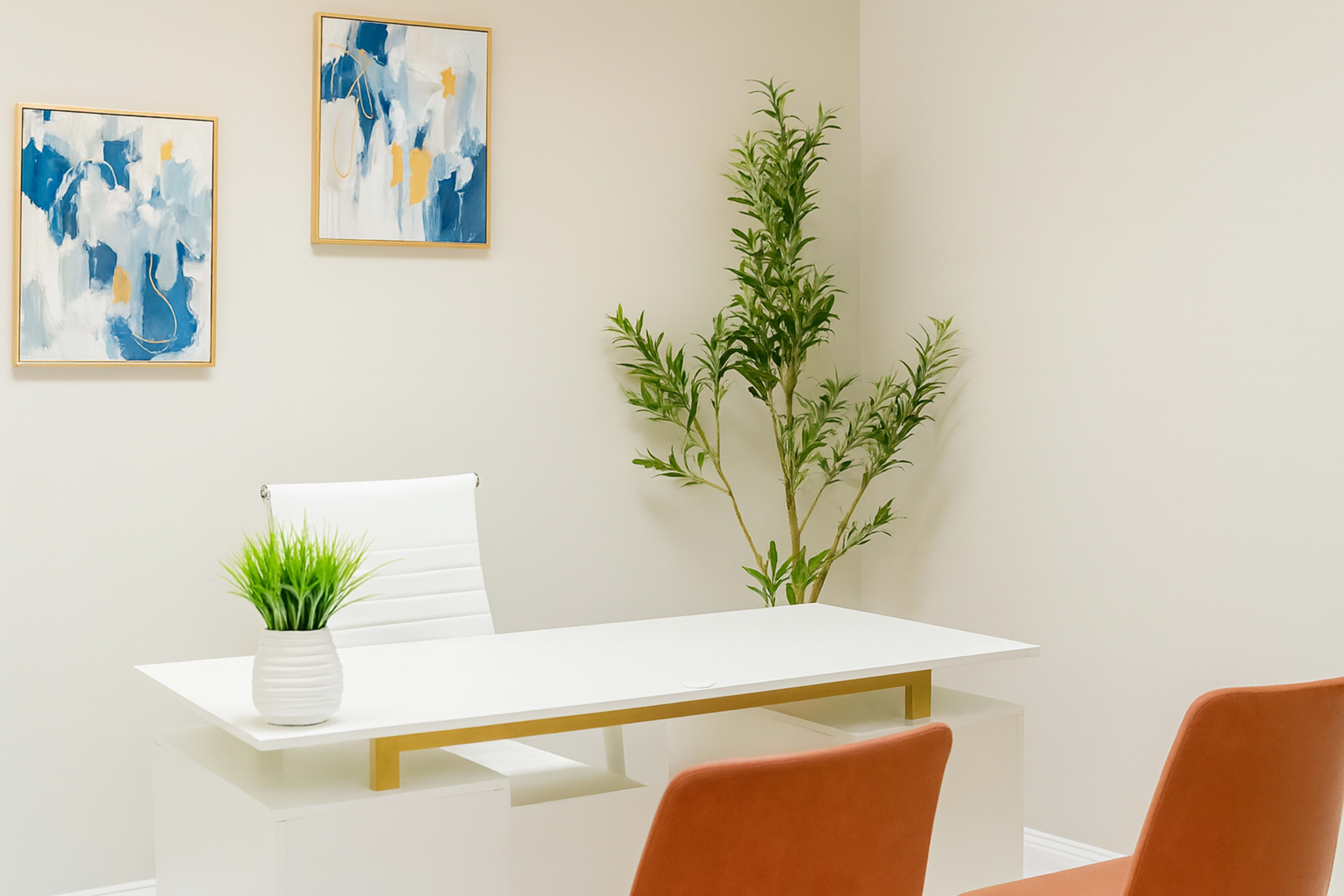 Chic Winter Park Workspace in a Prime Location Image in Winter Park, Winter Park, FL