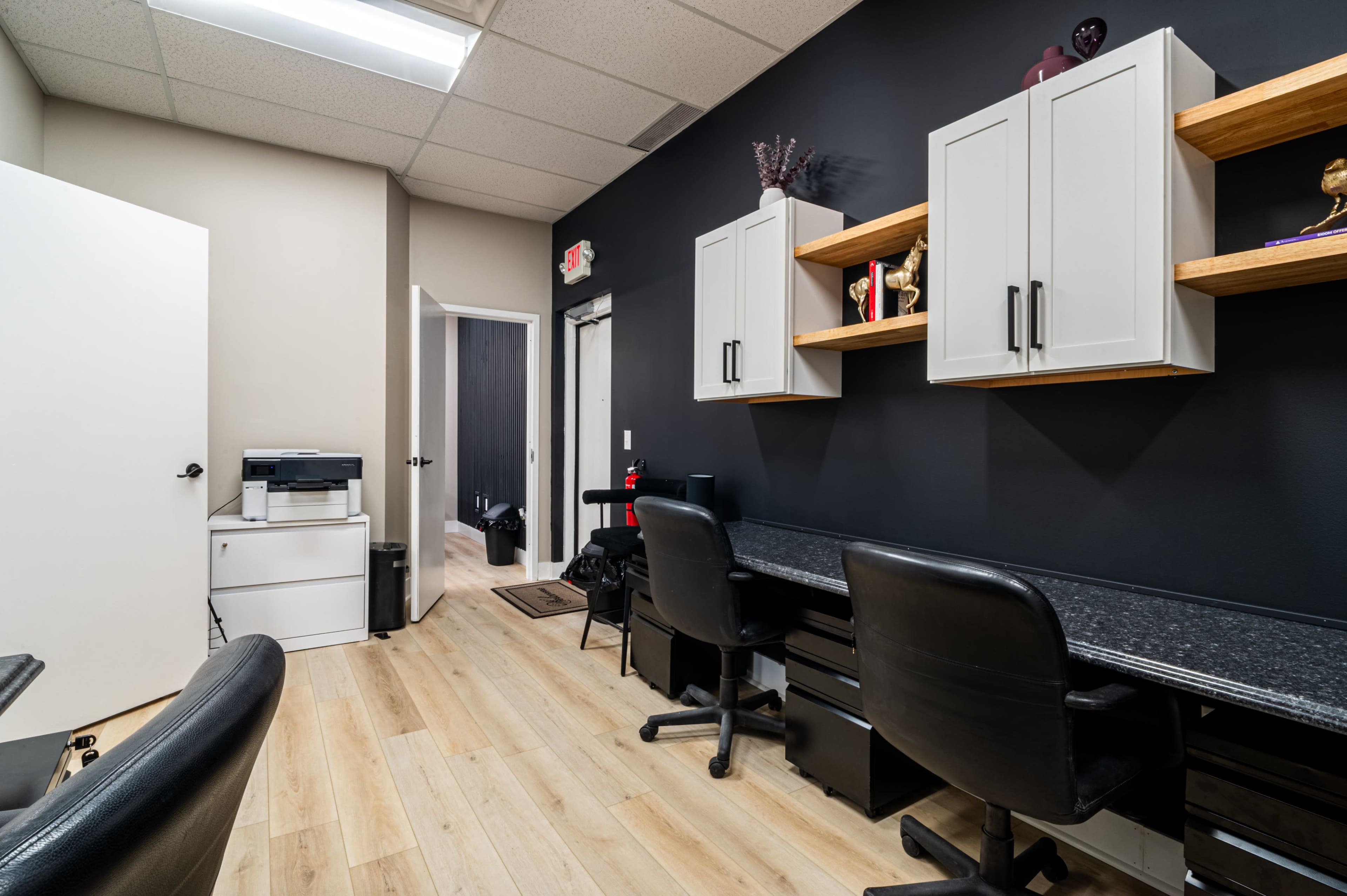 Professional office building Image in Bedford Heights, Bedford Heights, OH