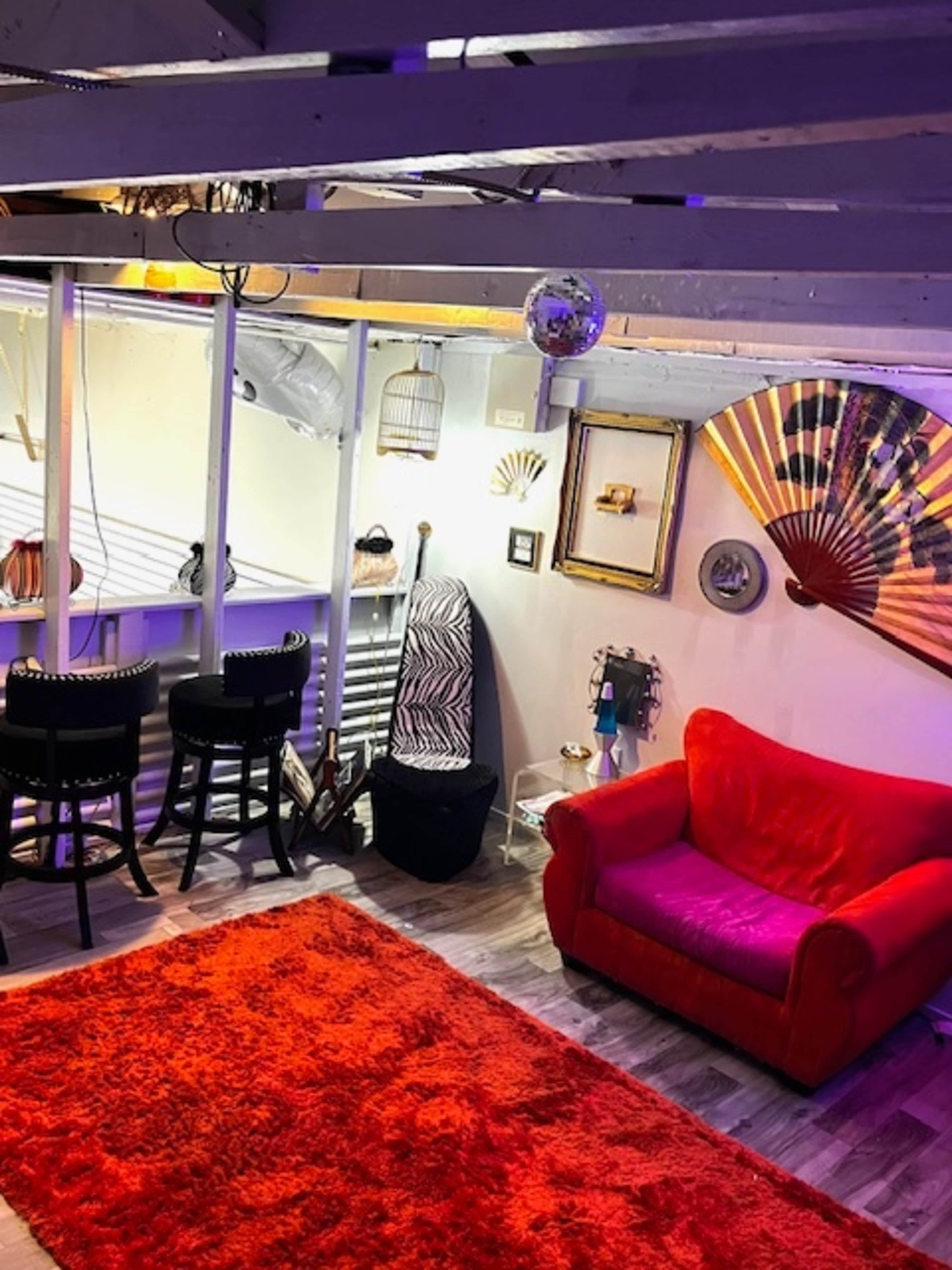 Vintage Speakeasy Photoshoot/Videoshoot Space Image in Inman Park, Atlanta, GA