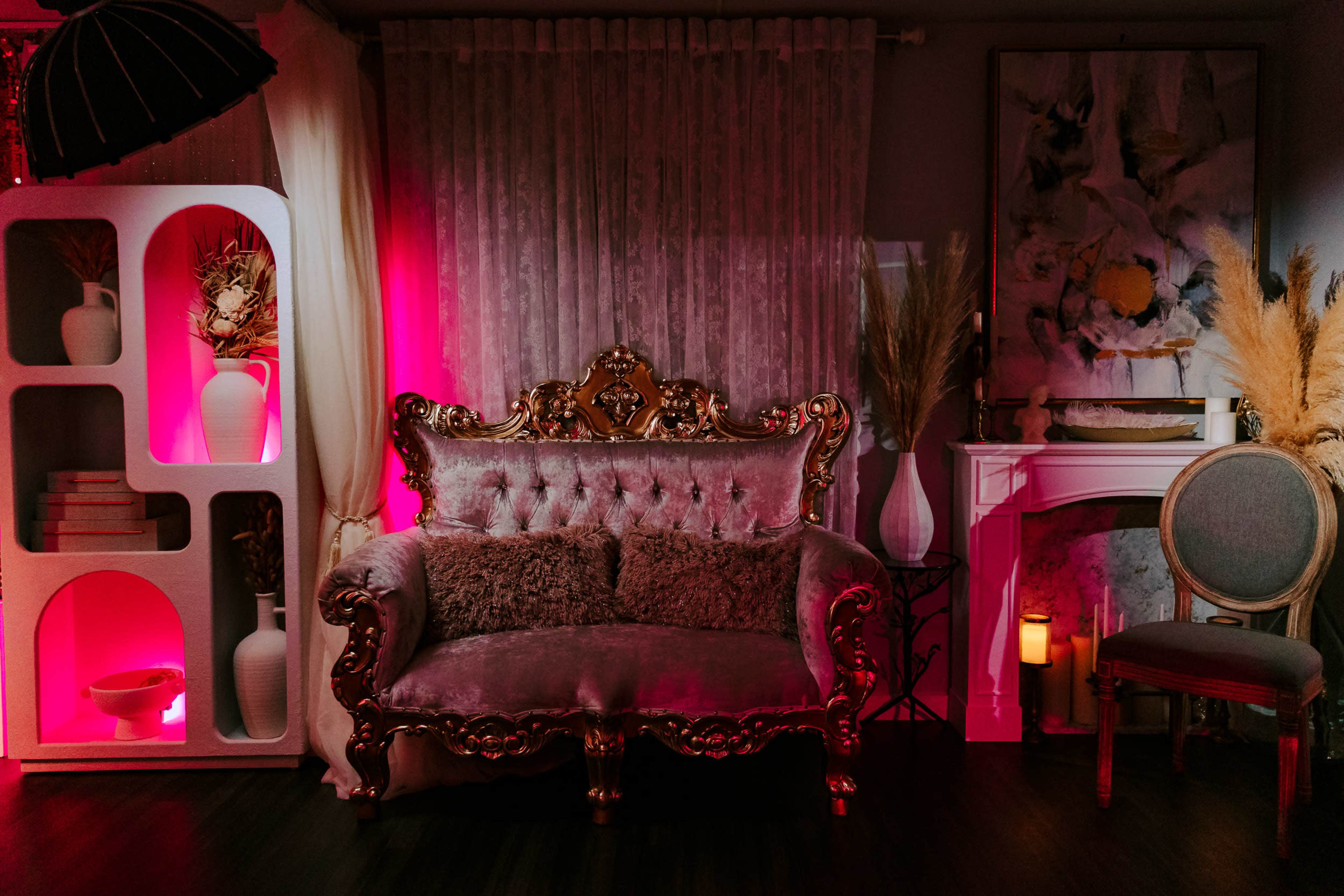 Giant Valentine's Bow + Bed + Sofa + Free Lights Image in Deerfield Village, Houston, TX