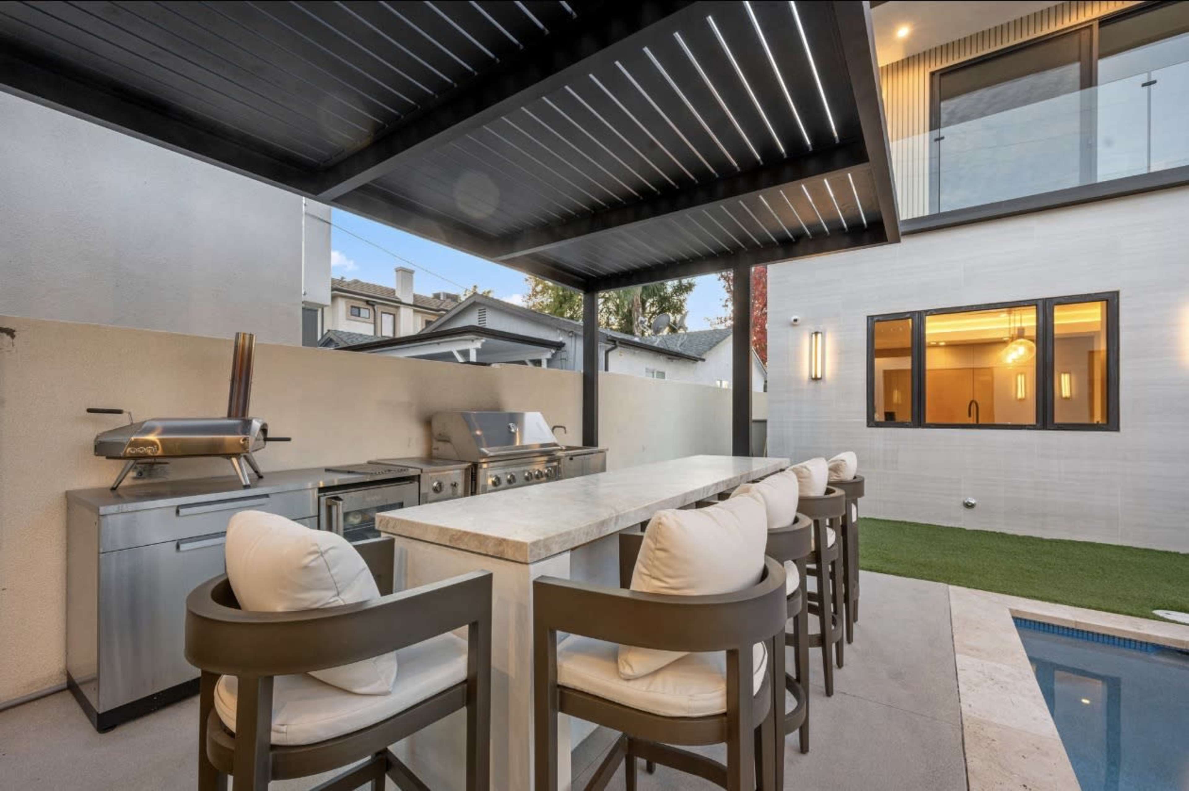 Luxury Home for Film, Events & Creative Projects Image in Encino, Encino, CA