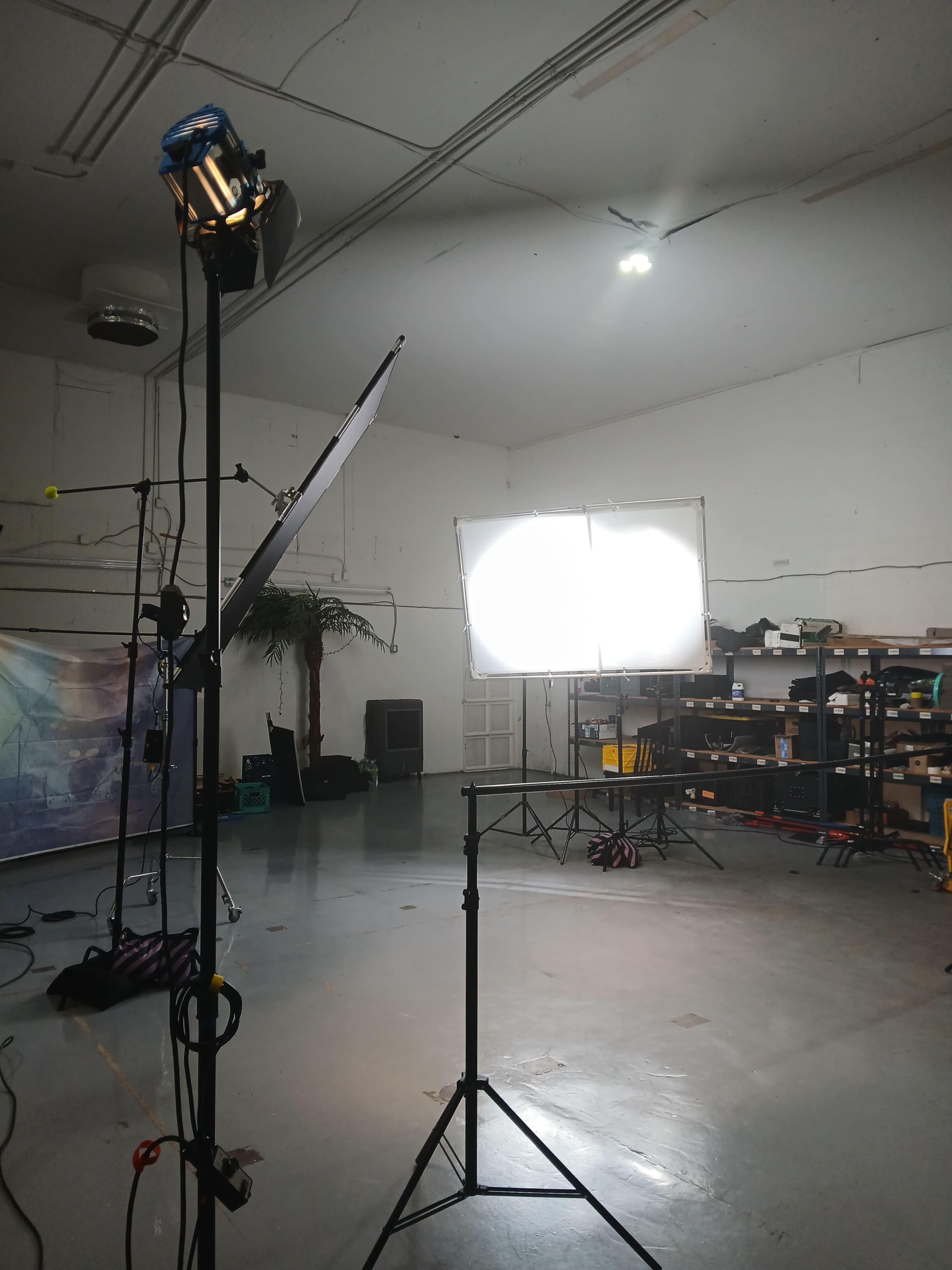 Open Production Space in Peoria with Bay Door & Easy Parking Image in Downtown Peoria, Glendale, AZ