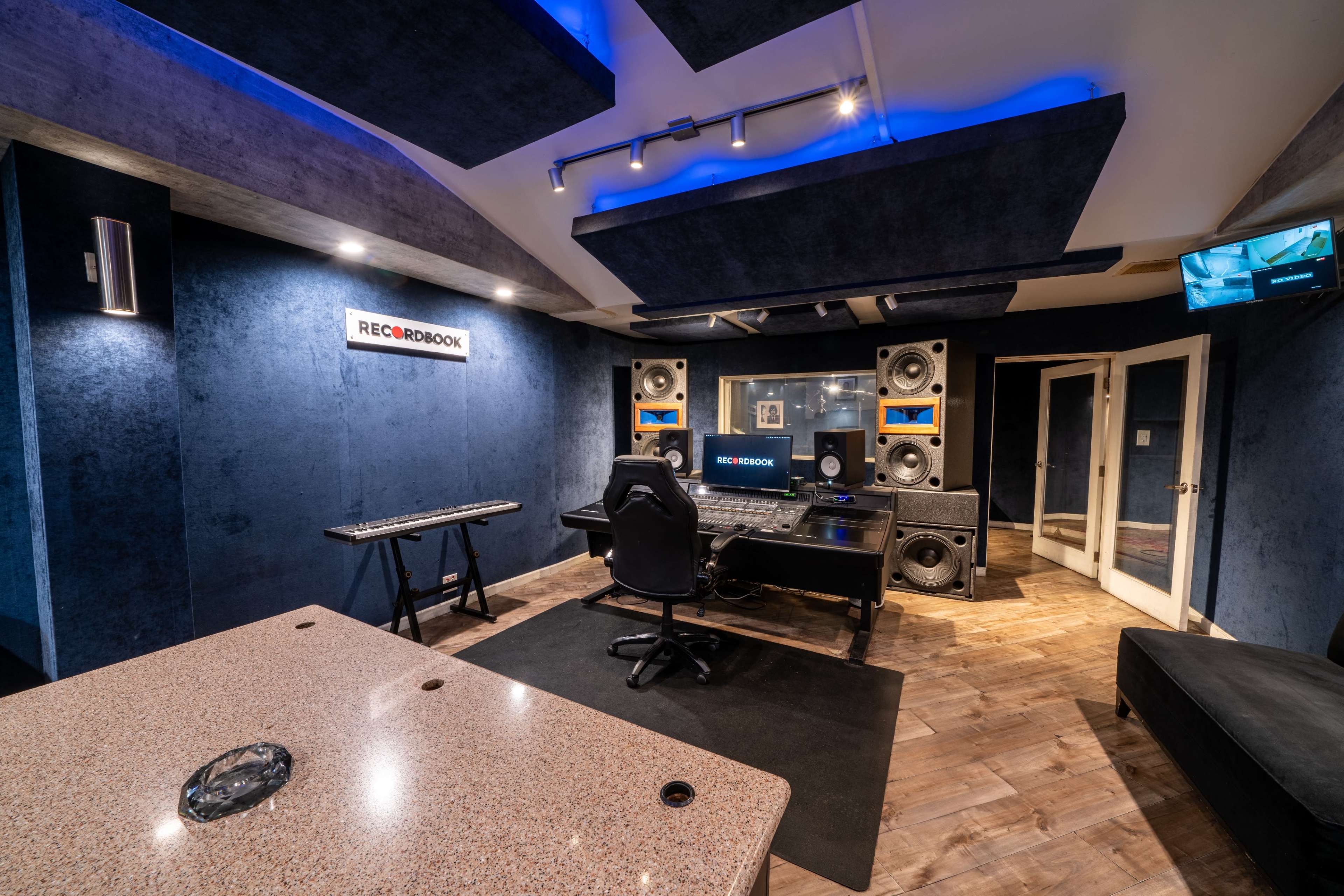 Top Tier Recording Studio Image in Sun Valley, North Hollywood, CA