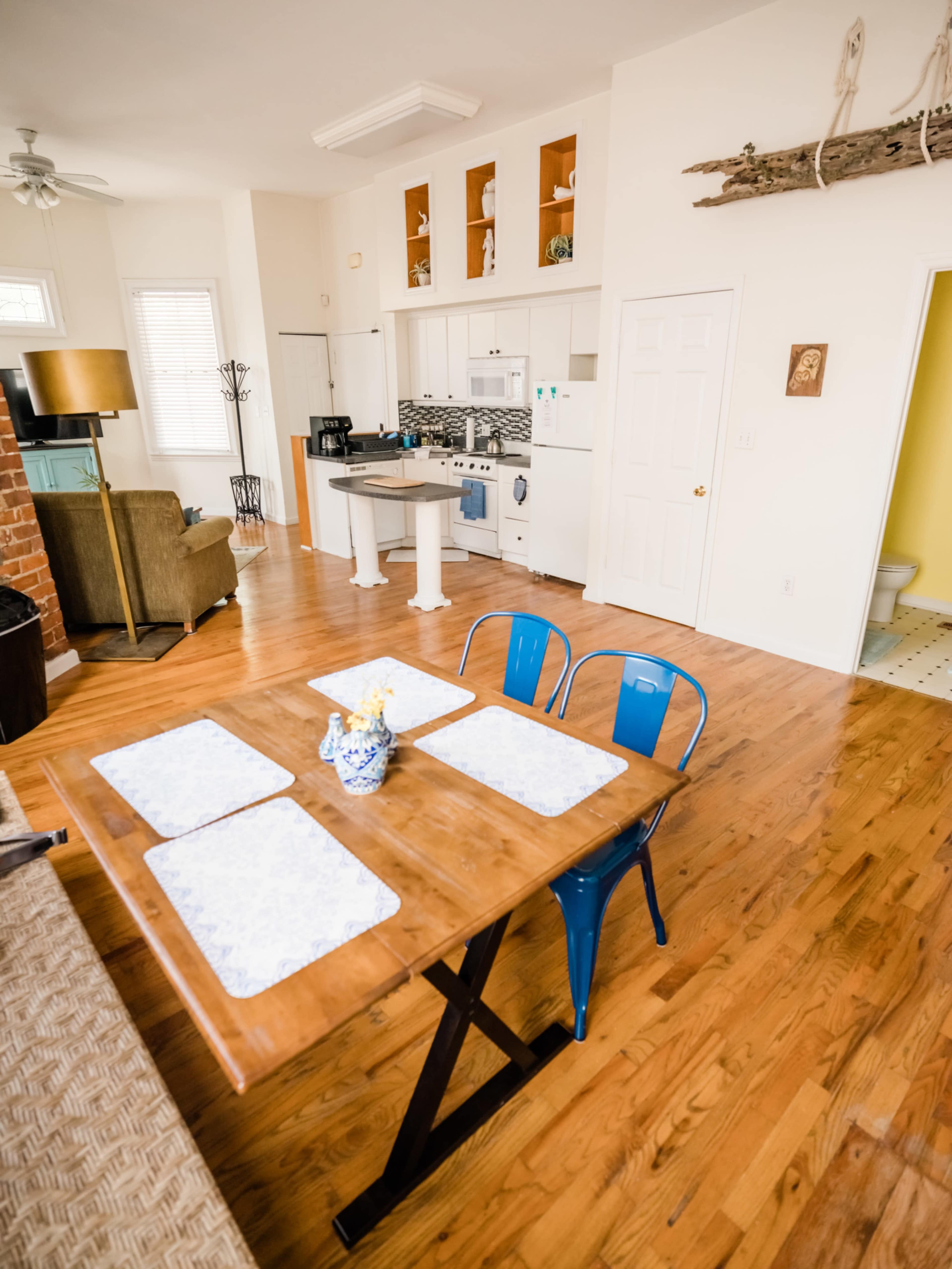 Charming Savannah Apartment w/ Private Patio — Ideal for Film, Meetings & Intimate Events Image in Victorian District - West, Savannah, GA