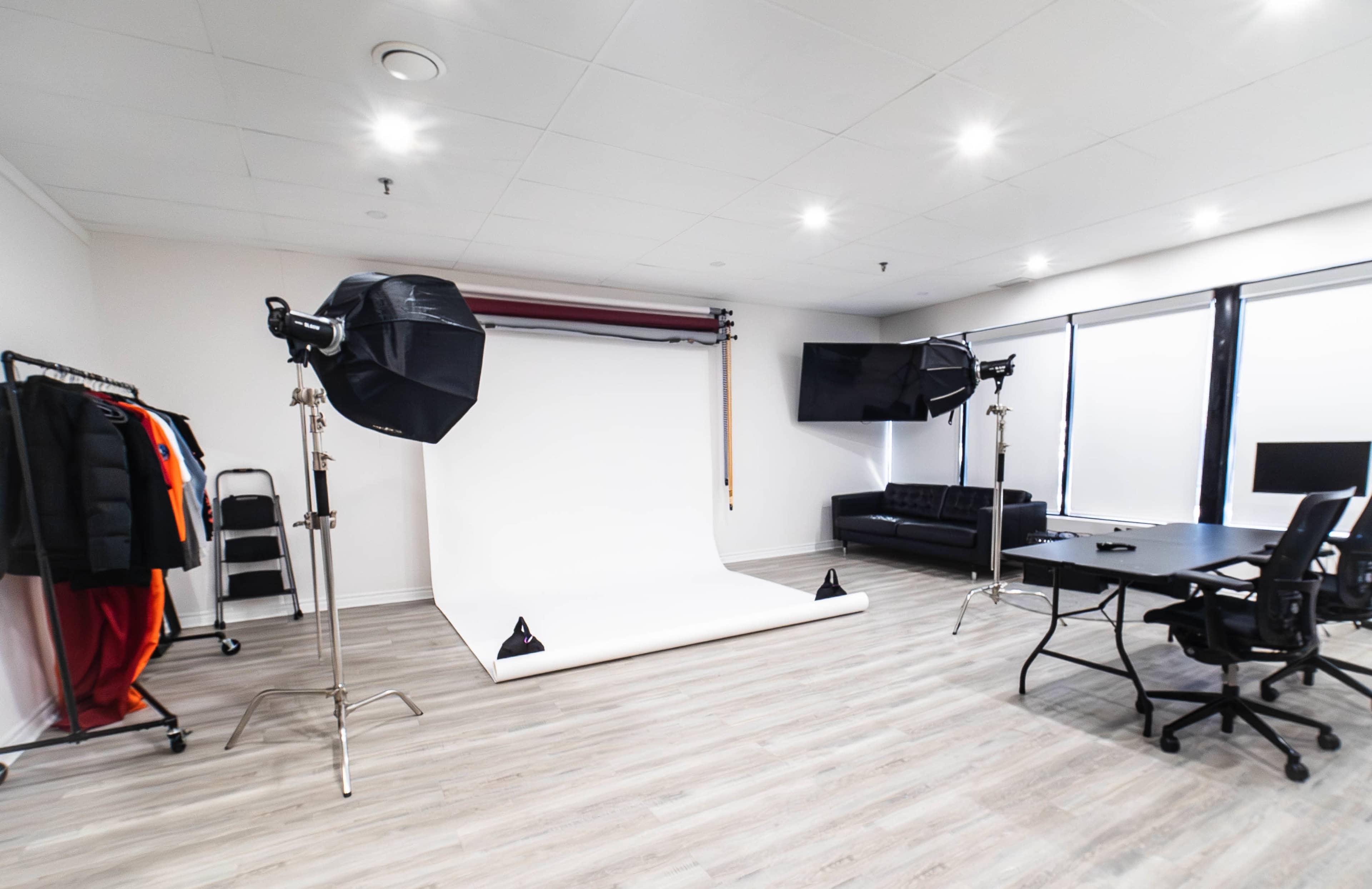 Open Concept Photo Studio Image in Markham, Markham, ON