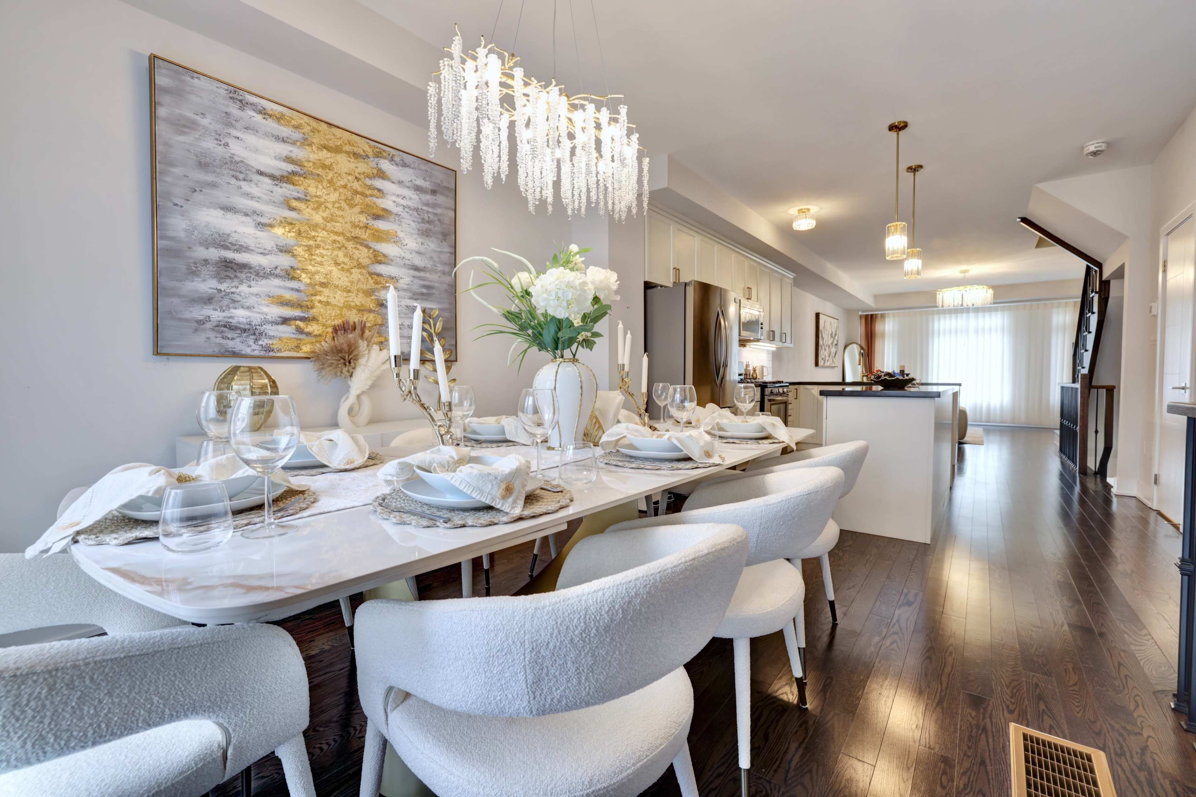 Luxurious Port Credit |Filming, Brand Shoots & Photoshoot Image in Lakeview, Mississauga, ON
