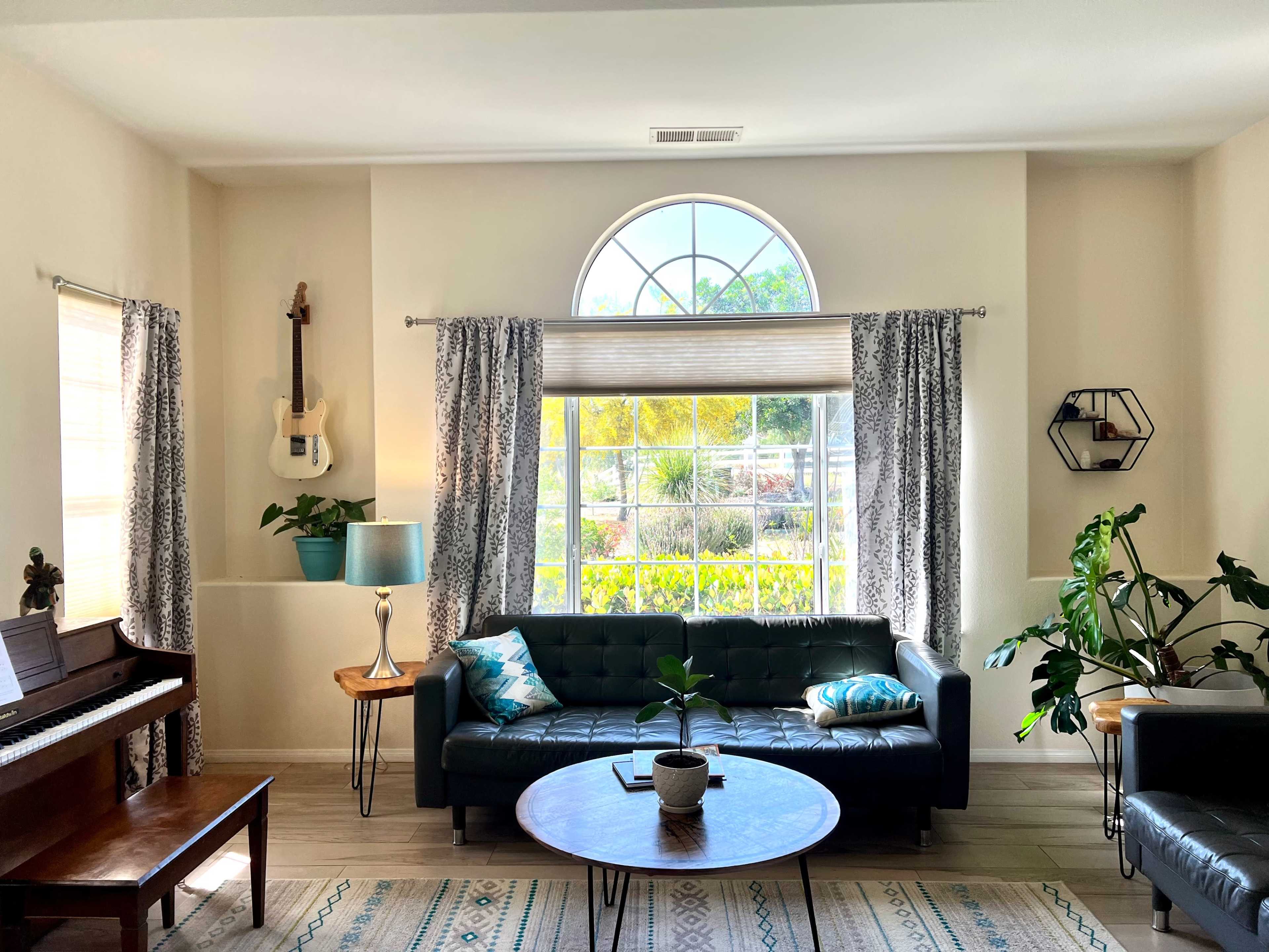 Mid Century Modern House with luxurious yard in the Country Image in Valley Center, Valley Center, CA