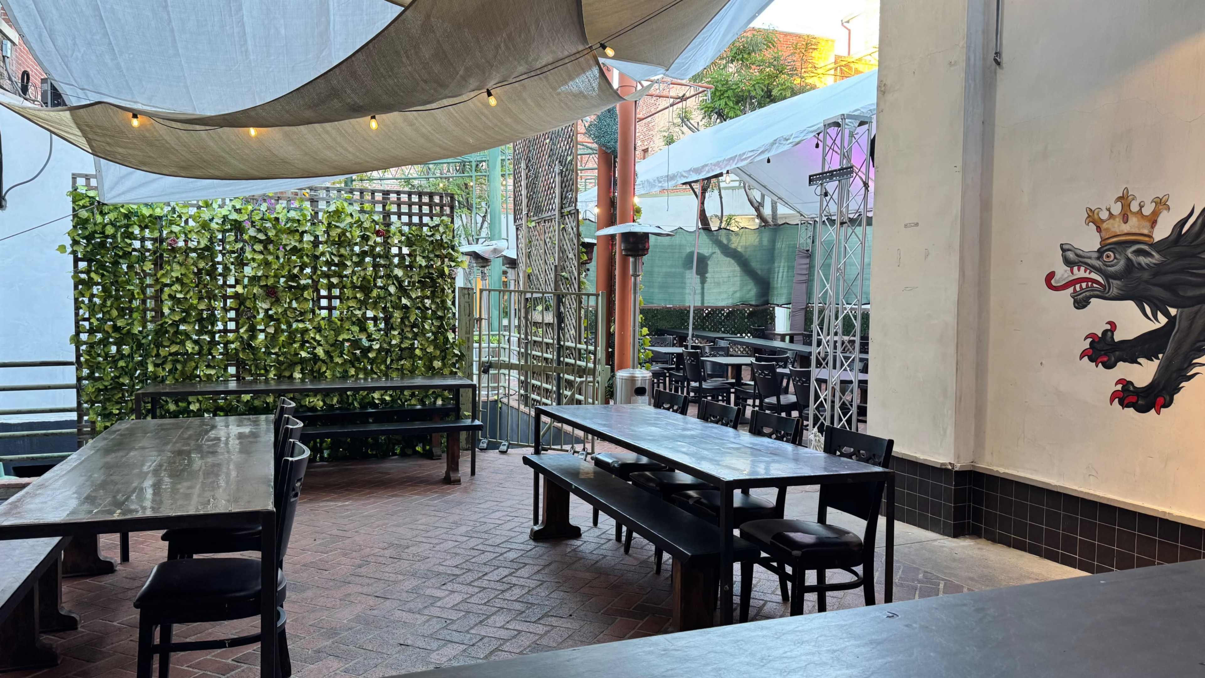 Heated Outdoor Patio Bar & Lounge in Old Town Pasadena Image in Old Pasadena, Pasadena, CA