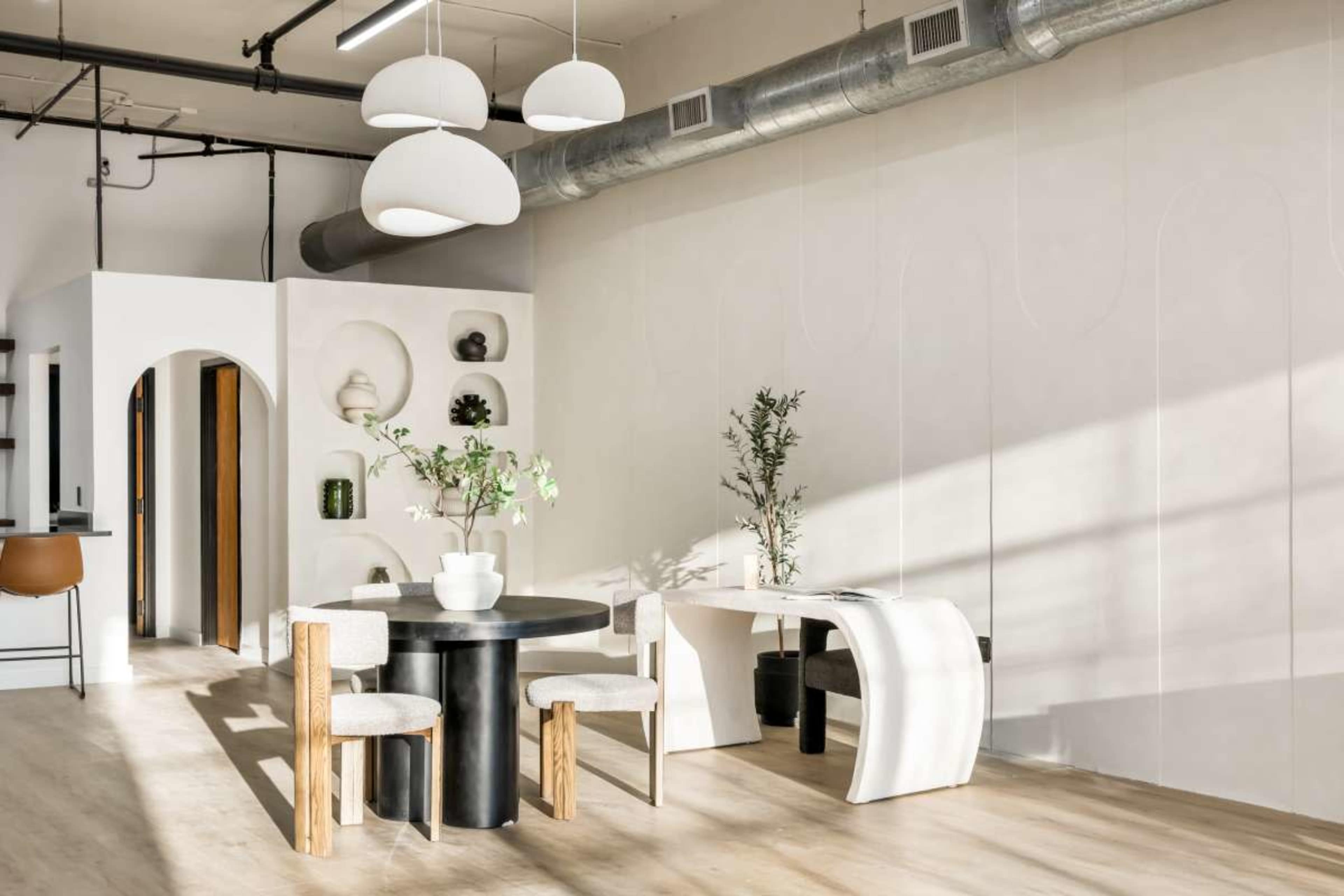 Sophisticated Loft with Luxe Minimalist Decor and Industrial Beltline Windows Image in Poncey-Highland, Atlanta, GA