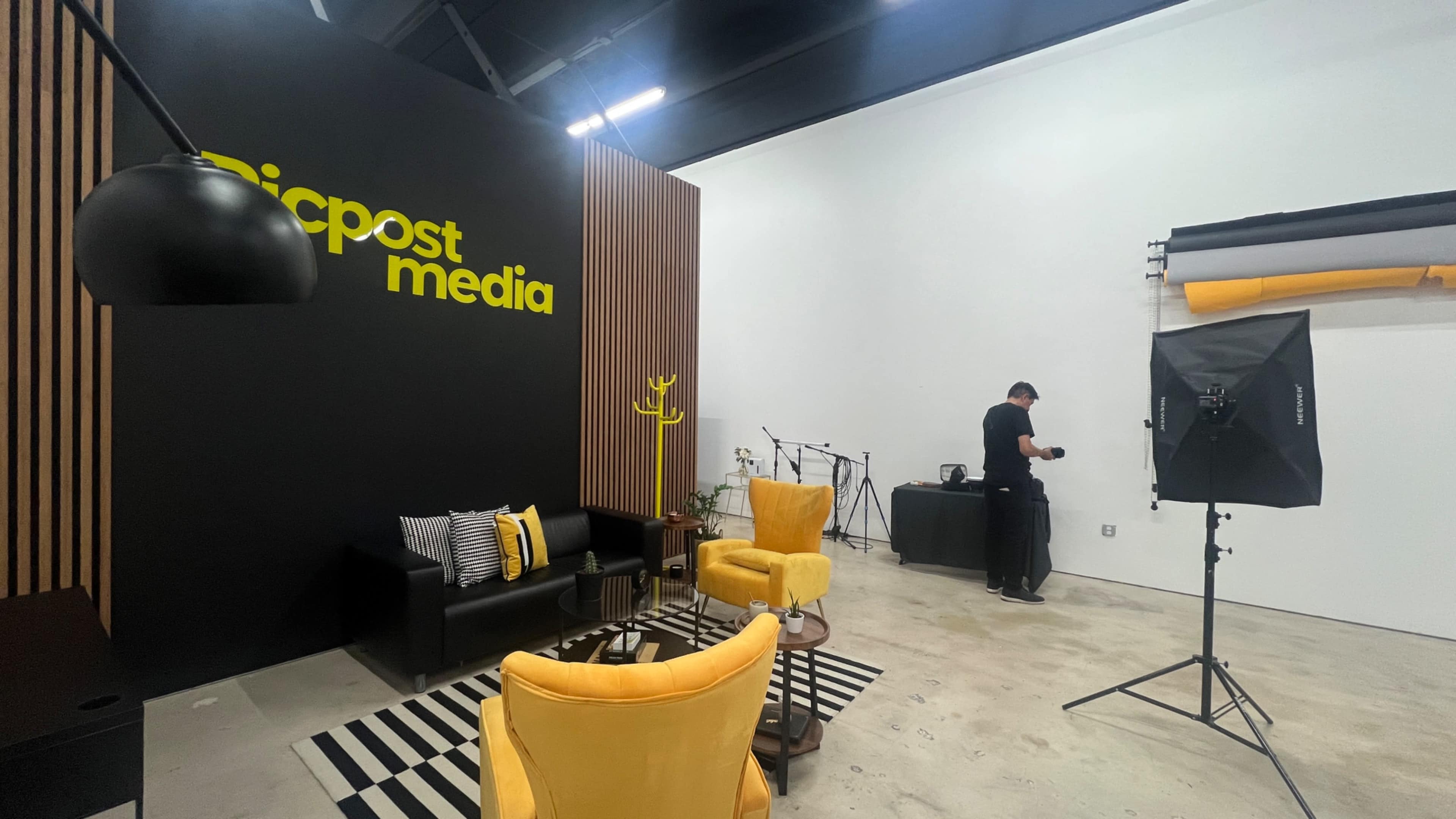 Nice space in Downtown Doral. Image in Doral, Doral, FL