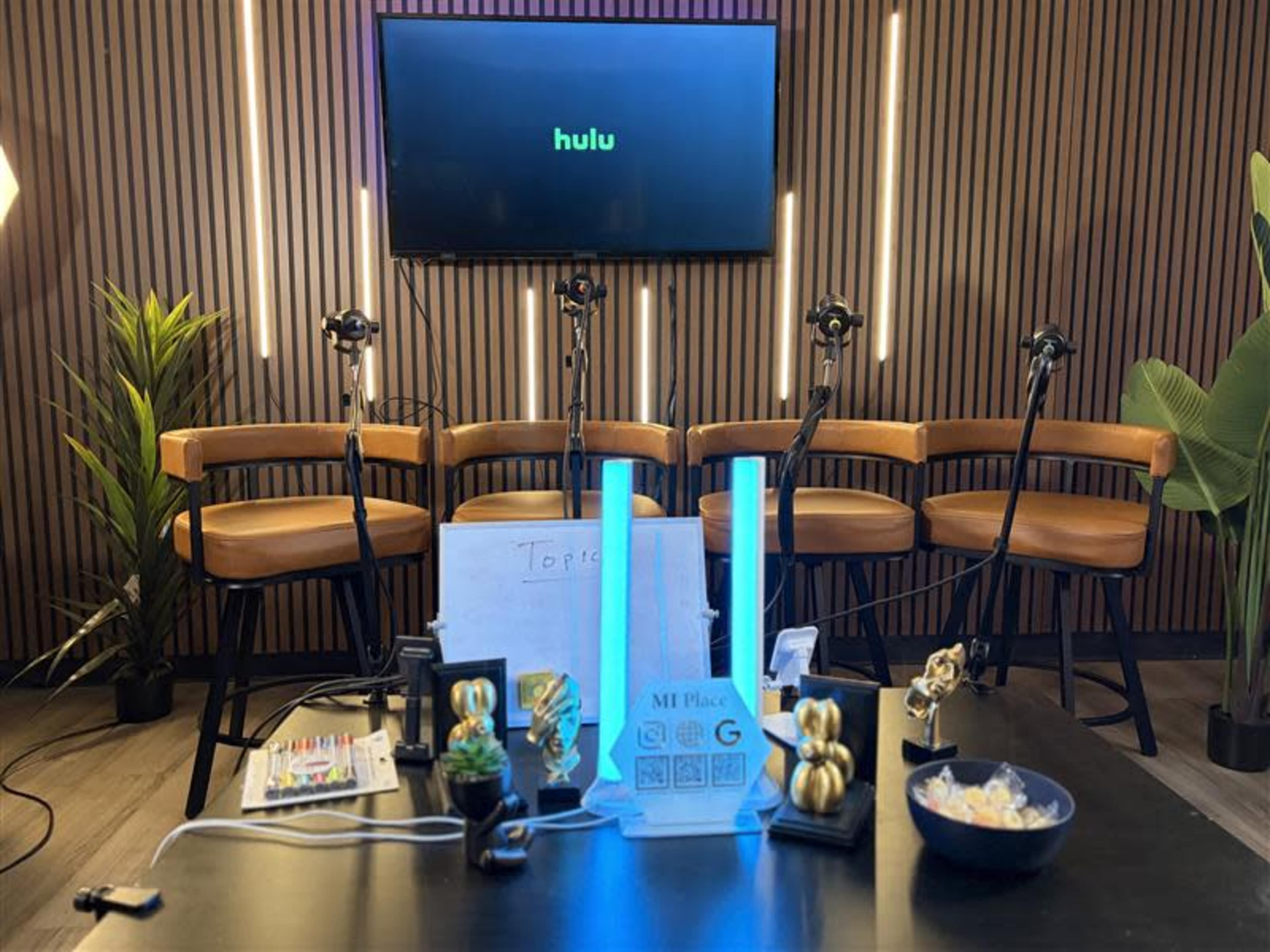 MI Place Studio | Podcast Studio - Top Ranked, Wayne, MI | Production ...