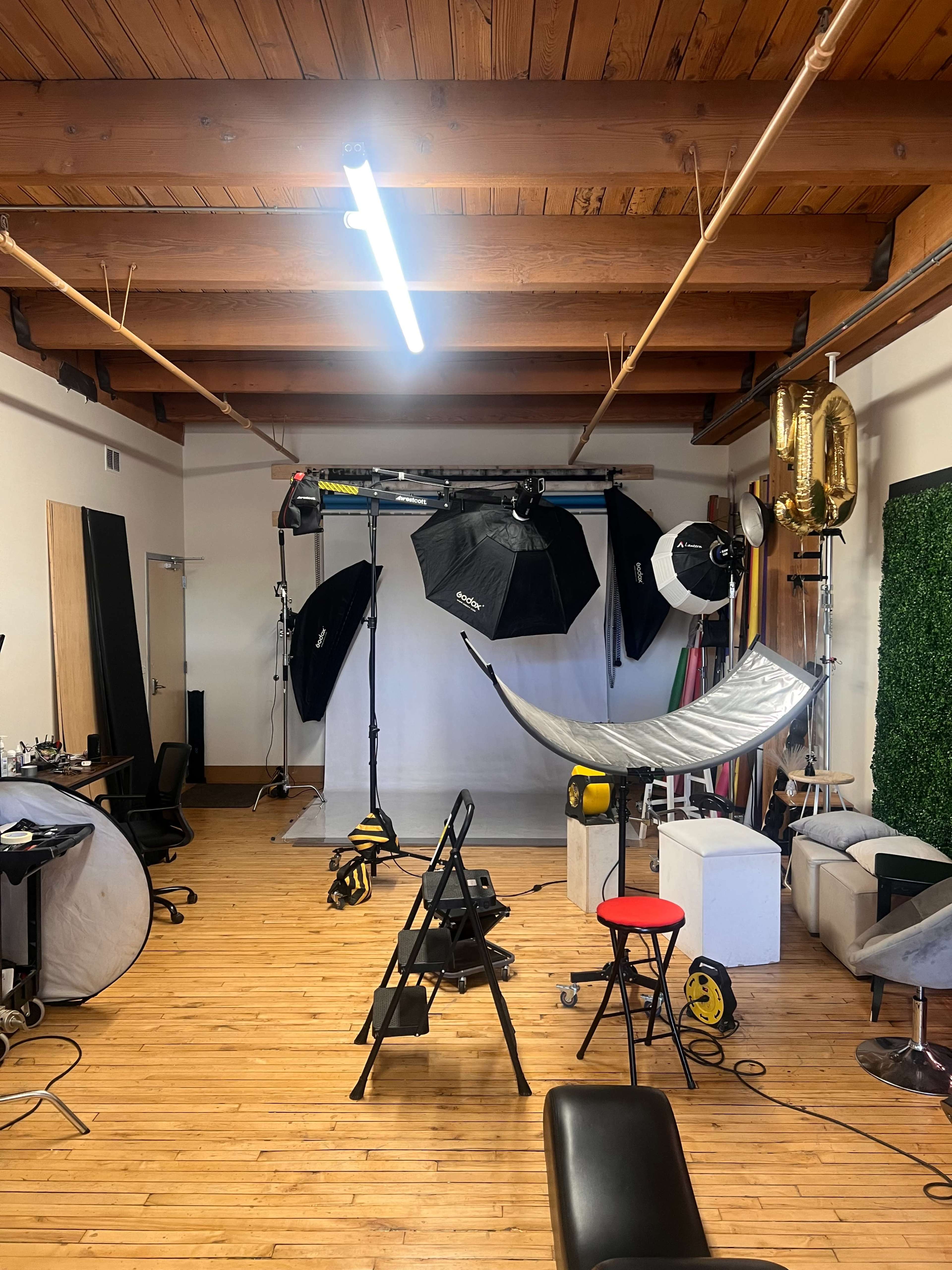 Traditional Photography Studio Image in Garfield Park, Chicago, IL