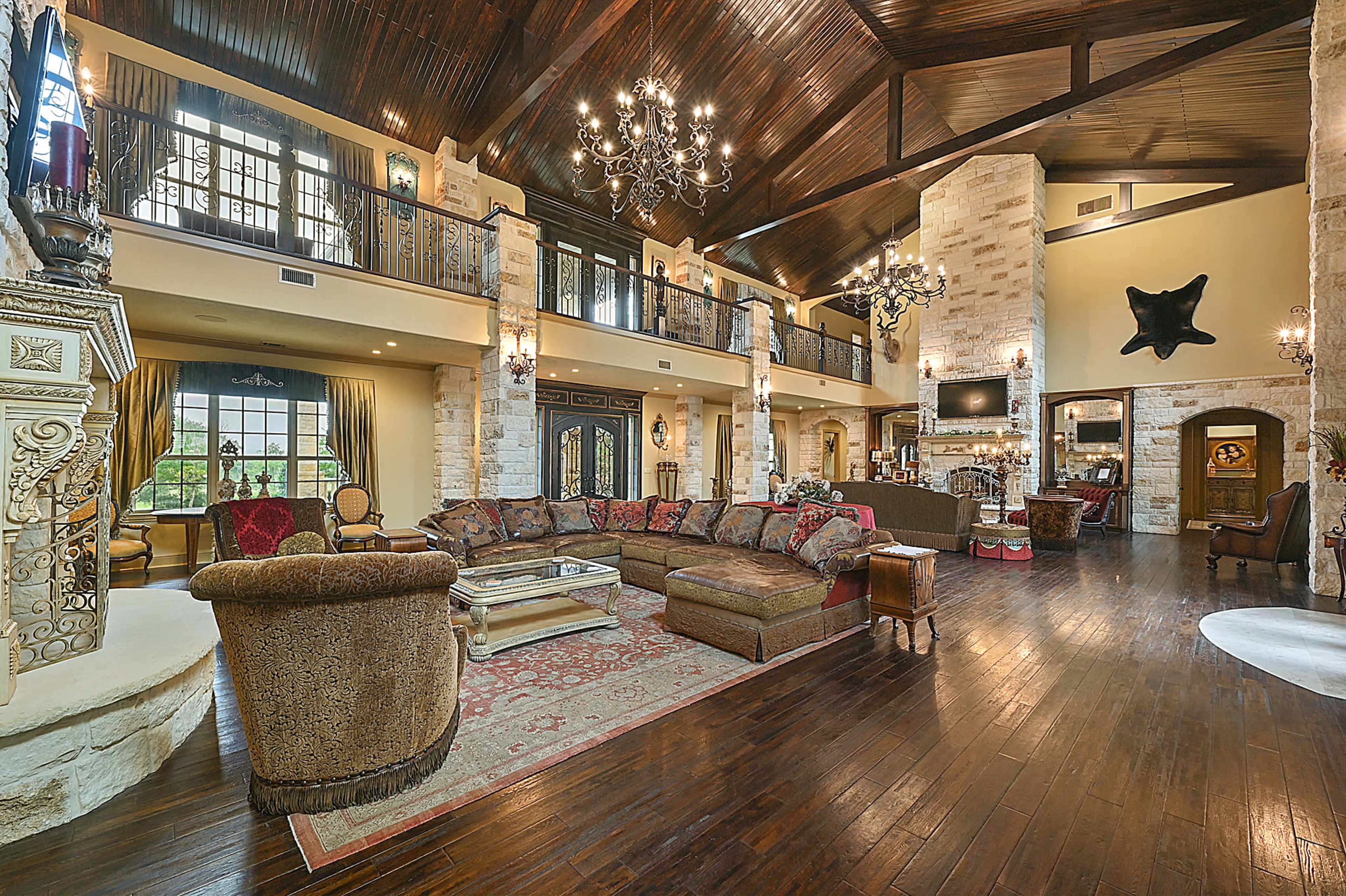 The Oasis on 358 - Luxurious and Unique Venue Image in Gause, Gause, TX