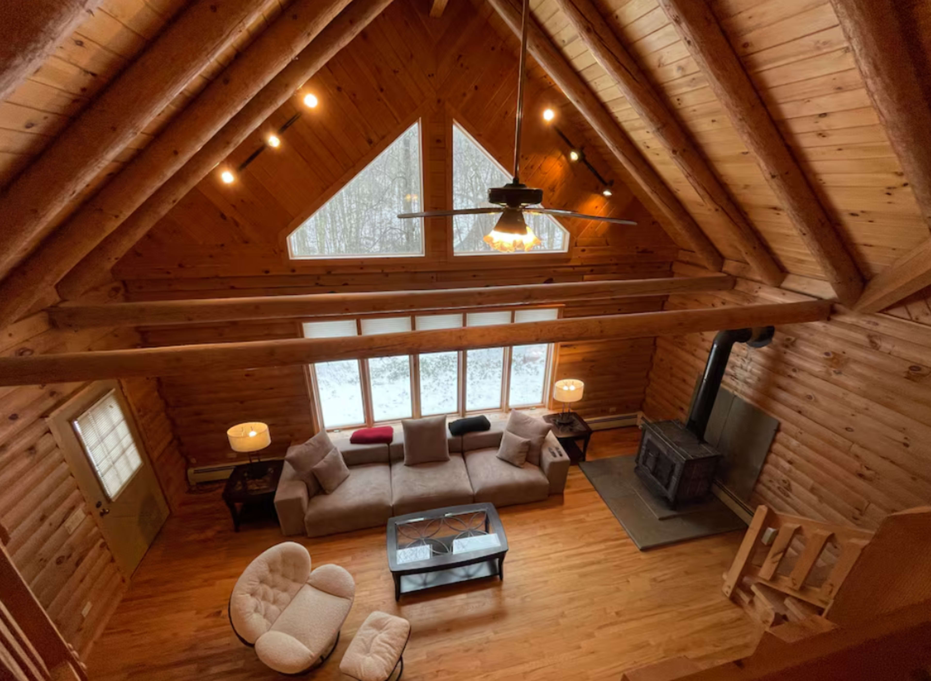 Secluded Woodland Cabin Retreat Image in Roxbury, Roxbury, CT