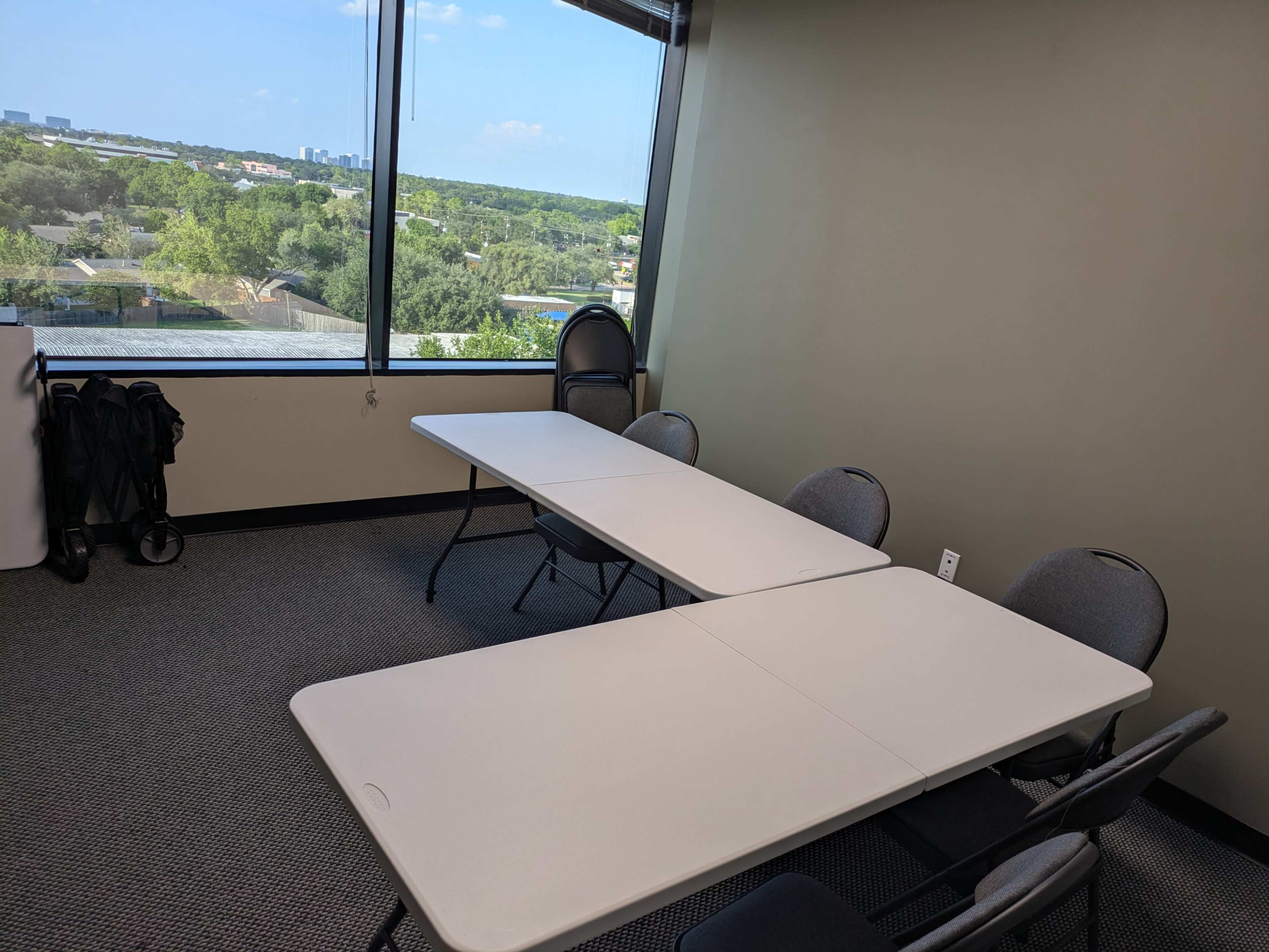 Classroom with TV/screen Image in Eldridge / West Oaks, Houston, TX