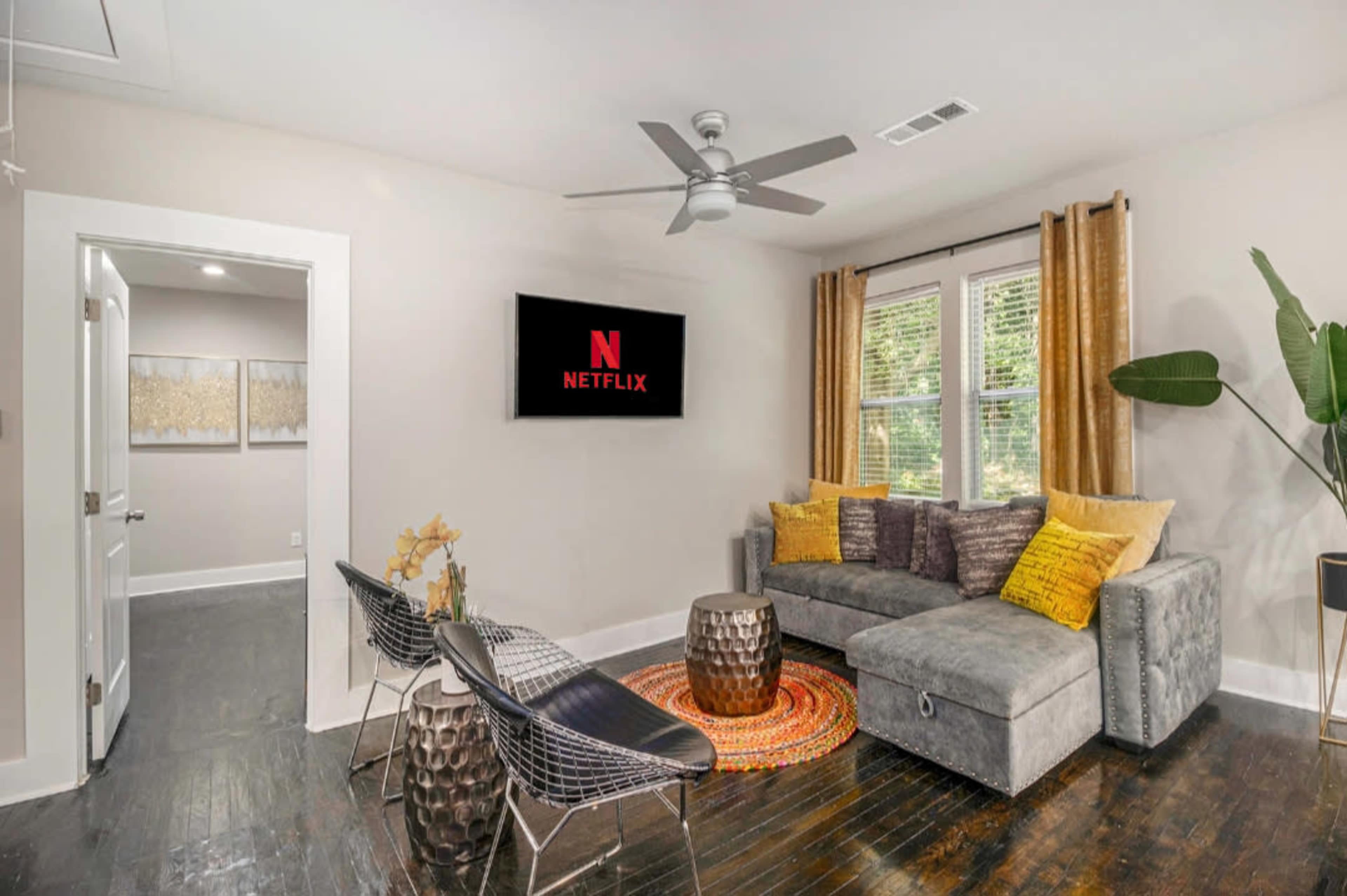 Downtown Modern Delight Image in Pittsburgh, Atlanta, GA