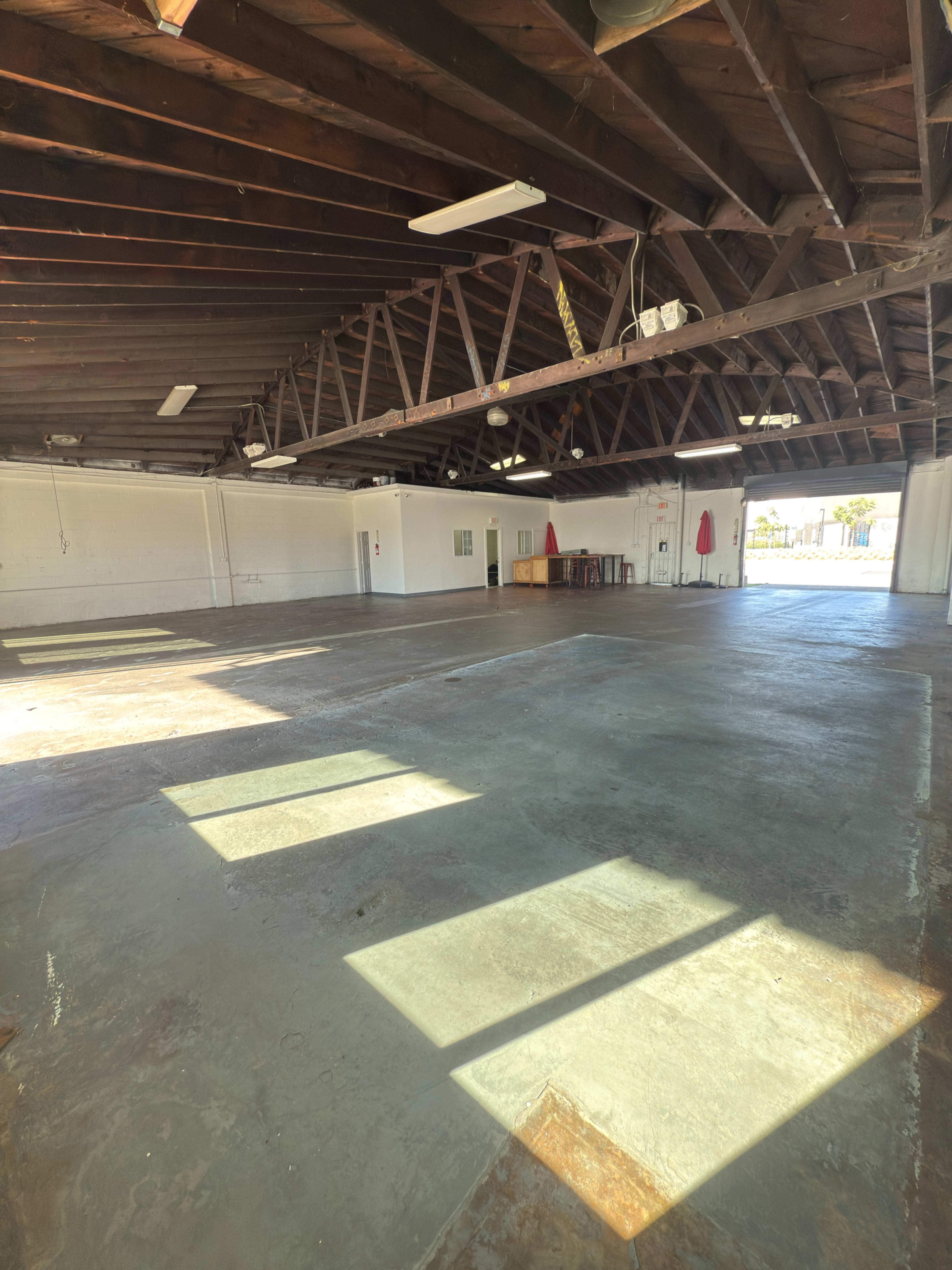 Industrial Event Space with Roll-Up Door Access Image in Compton, Compton, CA