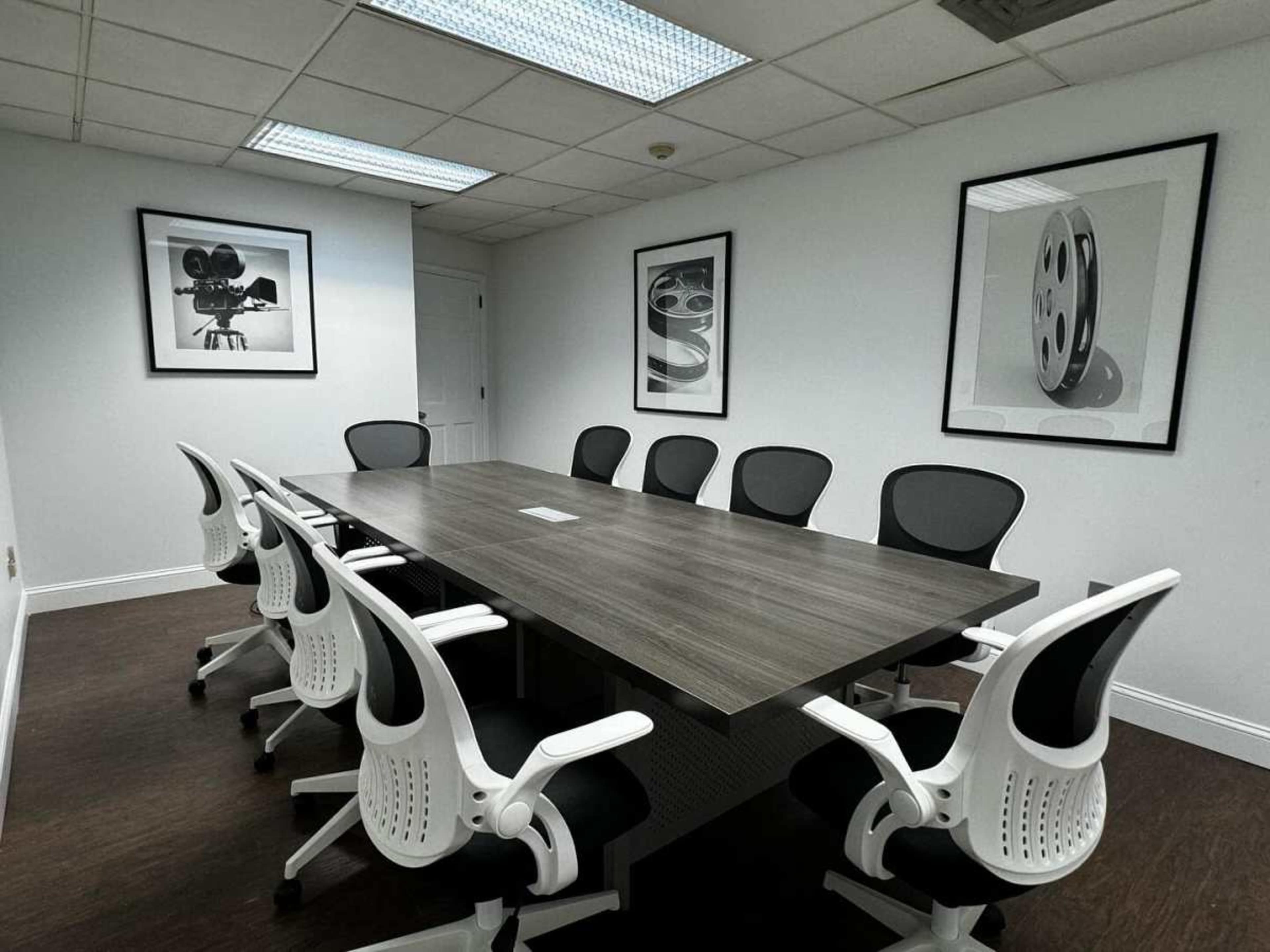 Low-Profile, suburban creative space. Image in Secane, Secane, PA