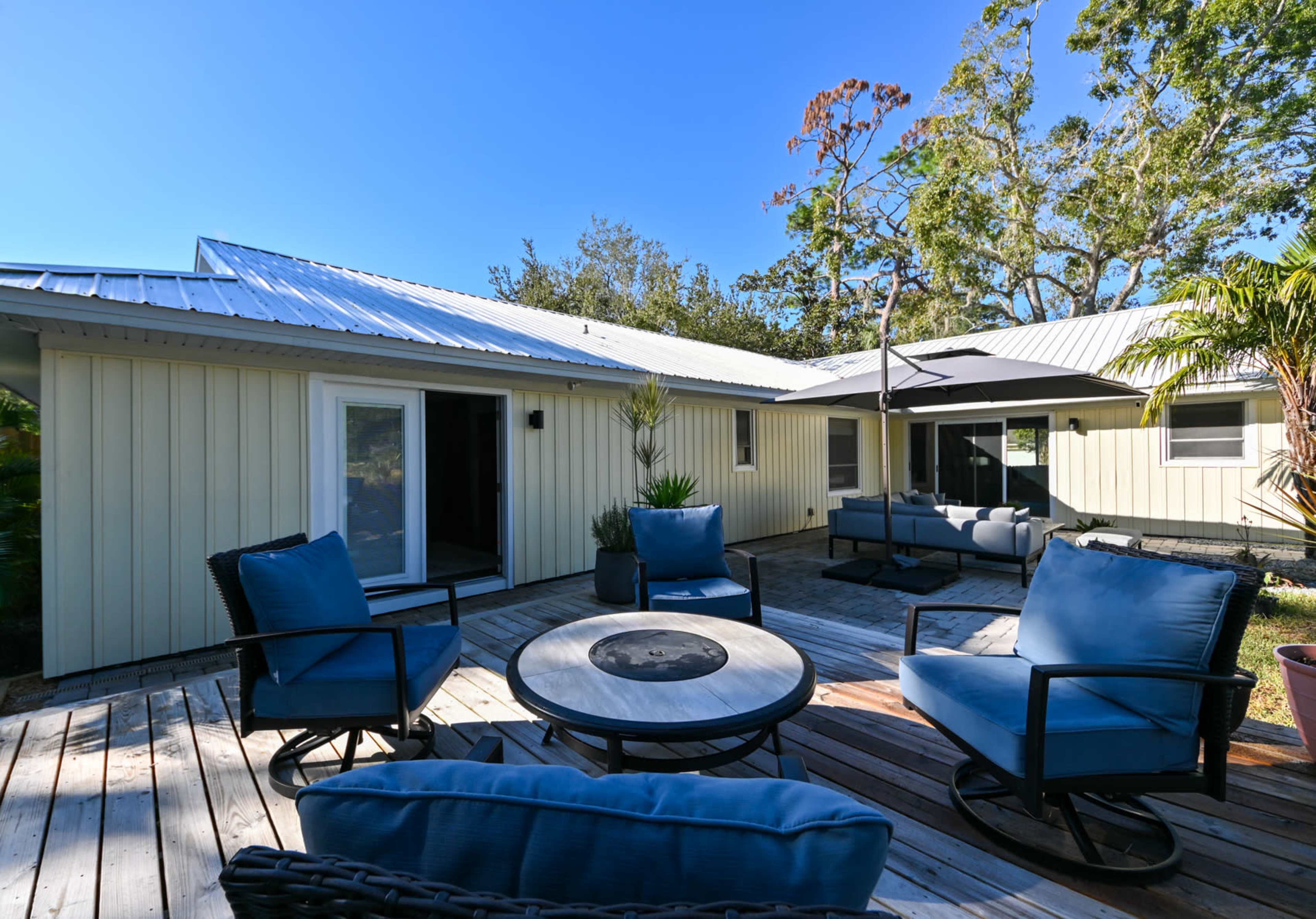 Private Healing Garden for Business Intensives, Wellness Days & Date Nights Image in Greater Carrollwood, Tampa, FL