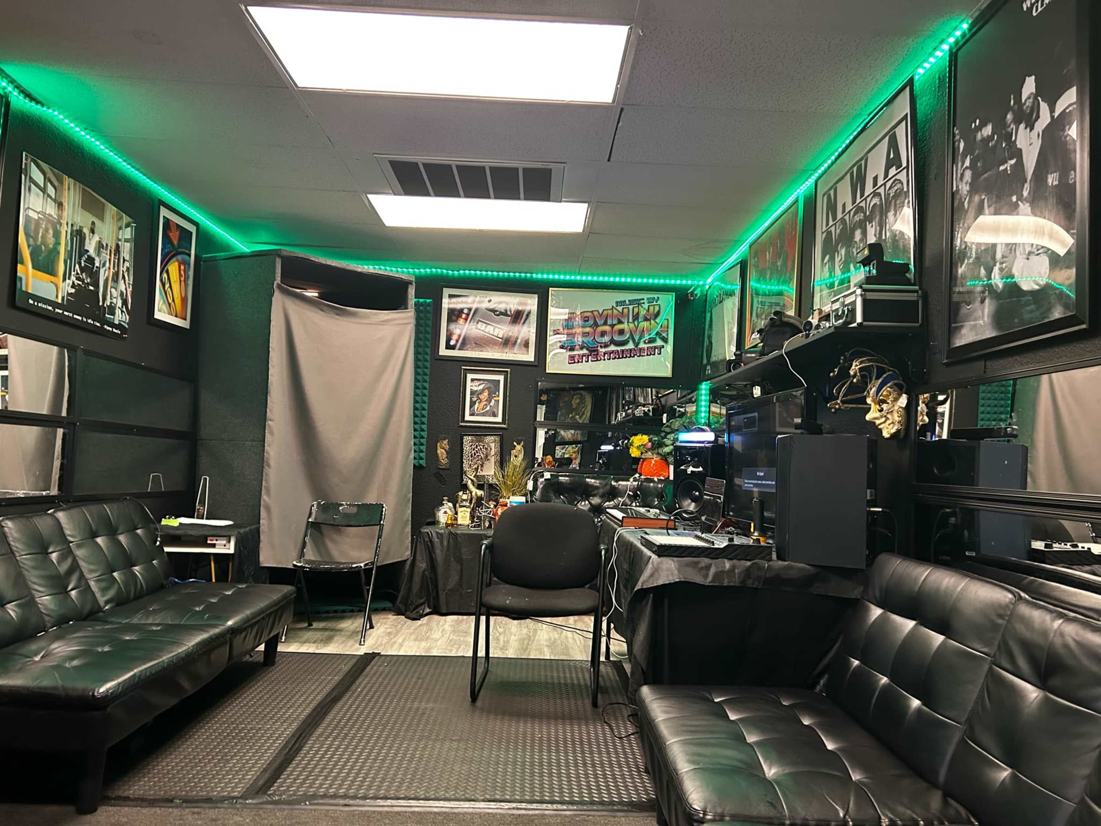 URBAN RECORDING STUDIO WITH VIEW OF THE STRIP Image in Charleston, Las Vegas, NV