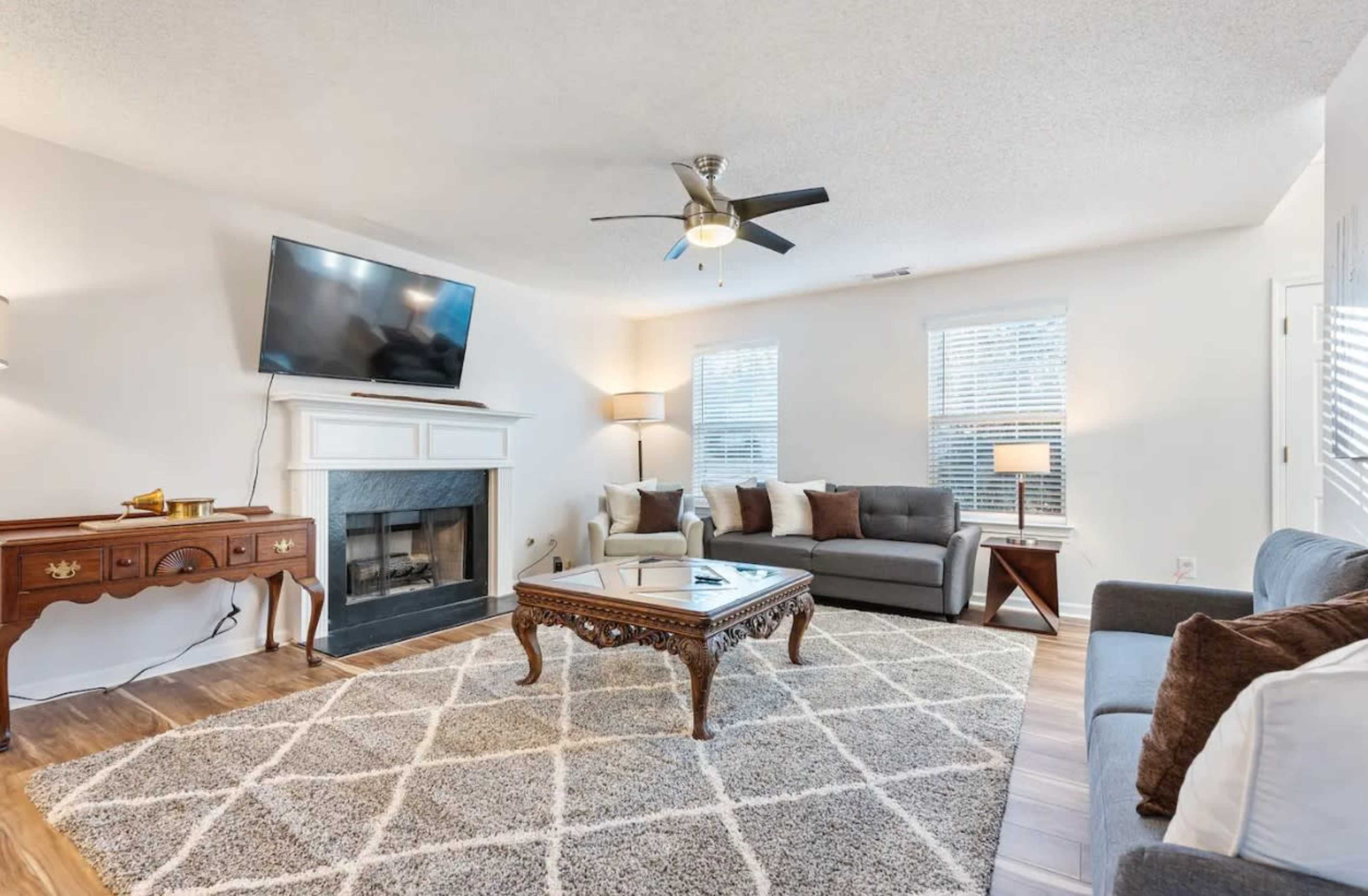 OG LLC | Luxury 3BR Decatur Home, Decatur, GA | Off-Site | Peerspace