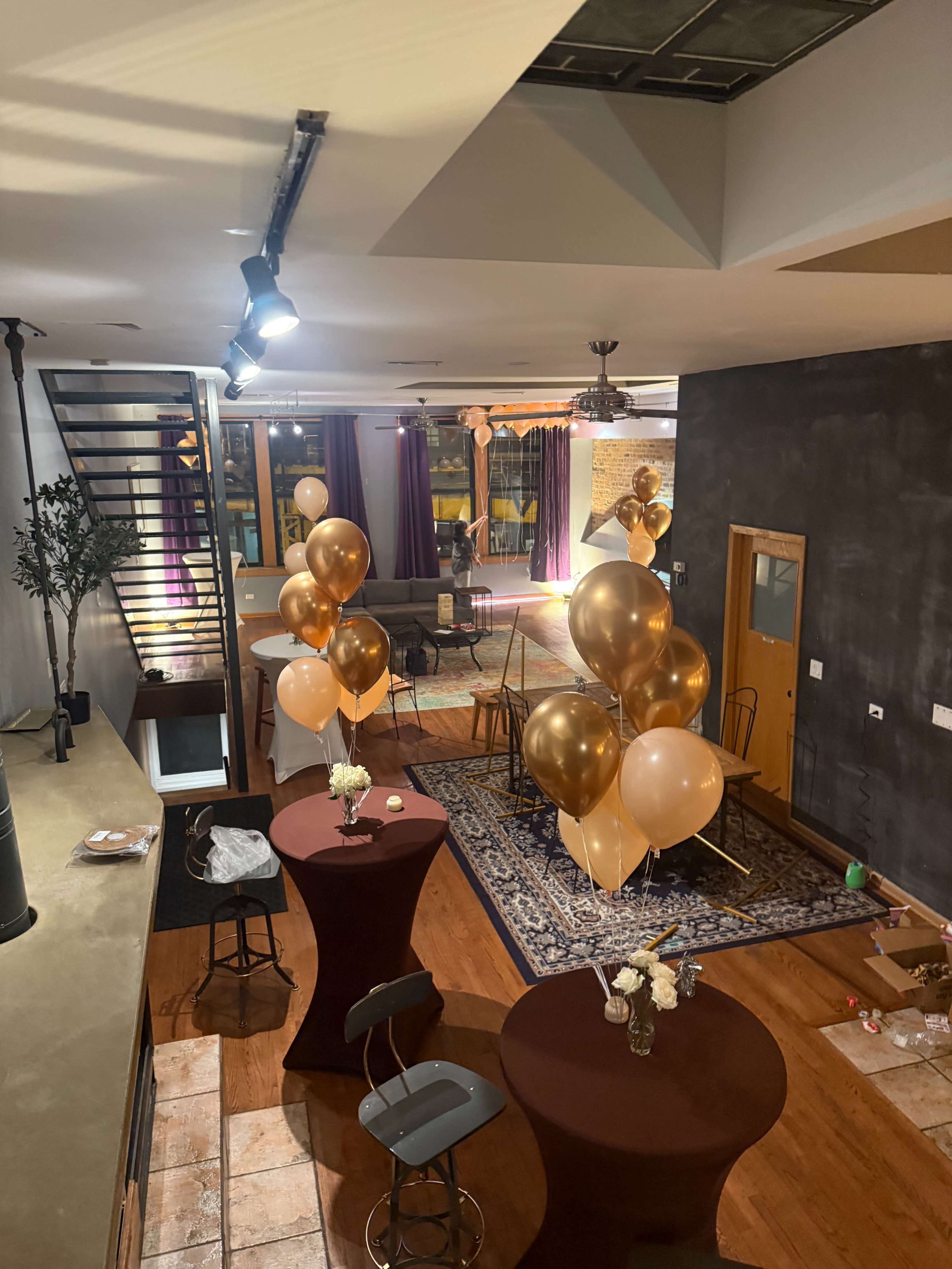Spacious Loft in the Heart of Wicker Park Image in West Town, Chicago, IL
