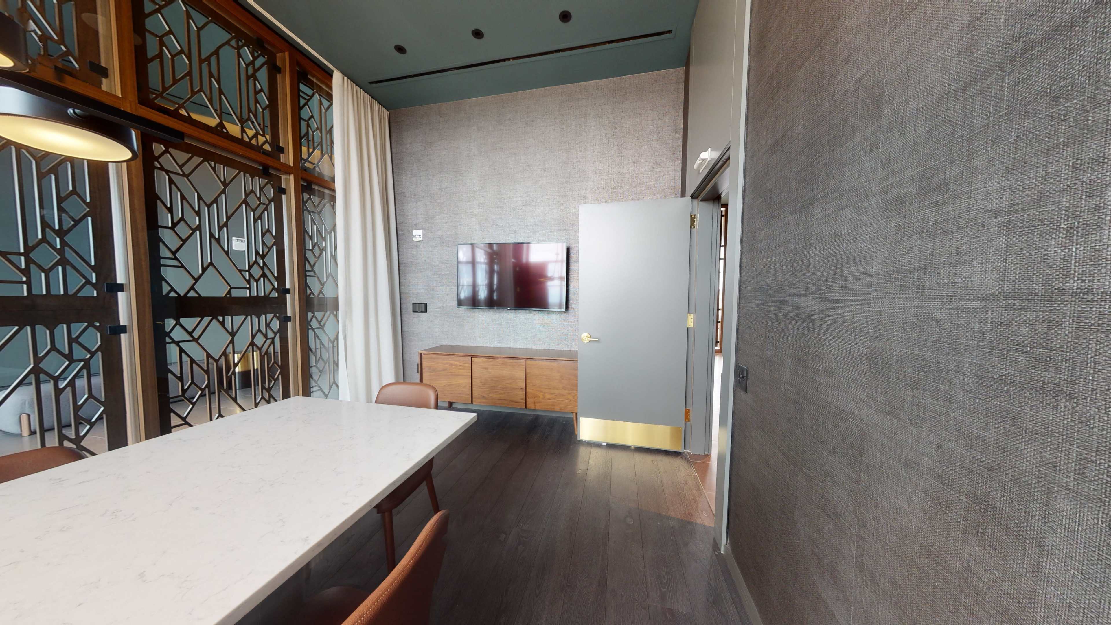 Dining Room in Inner Harbor with Picturesque Views Image in Harbor East, Baltimore, MD