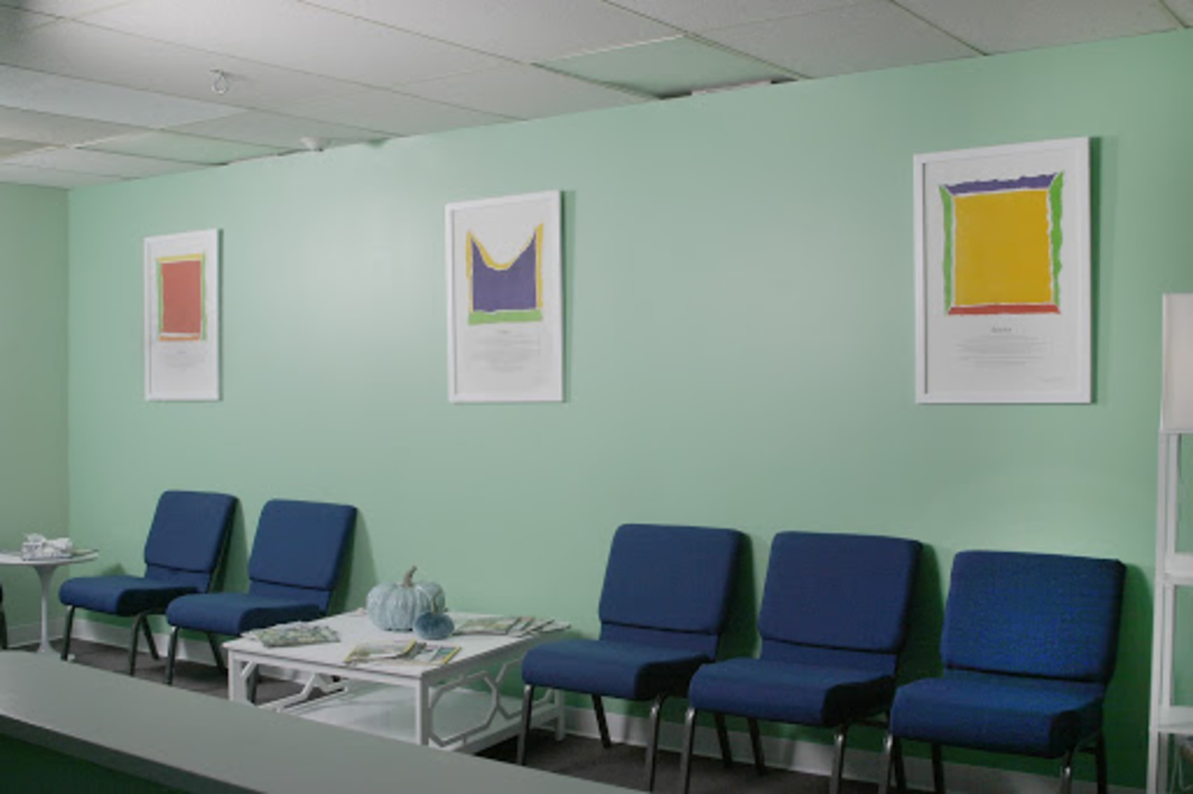 Office space in thriving cutting edge counseling agency Image in Downers Grove Township, Burr Ridge, IL