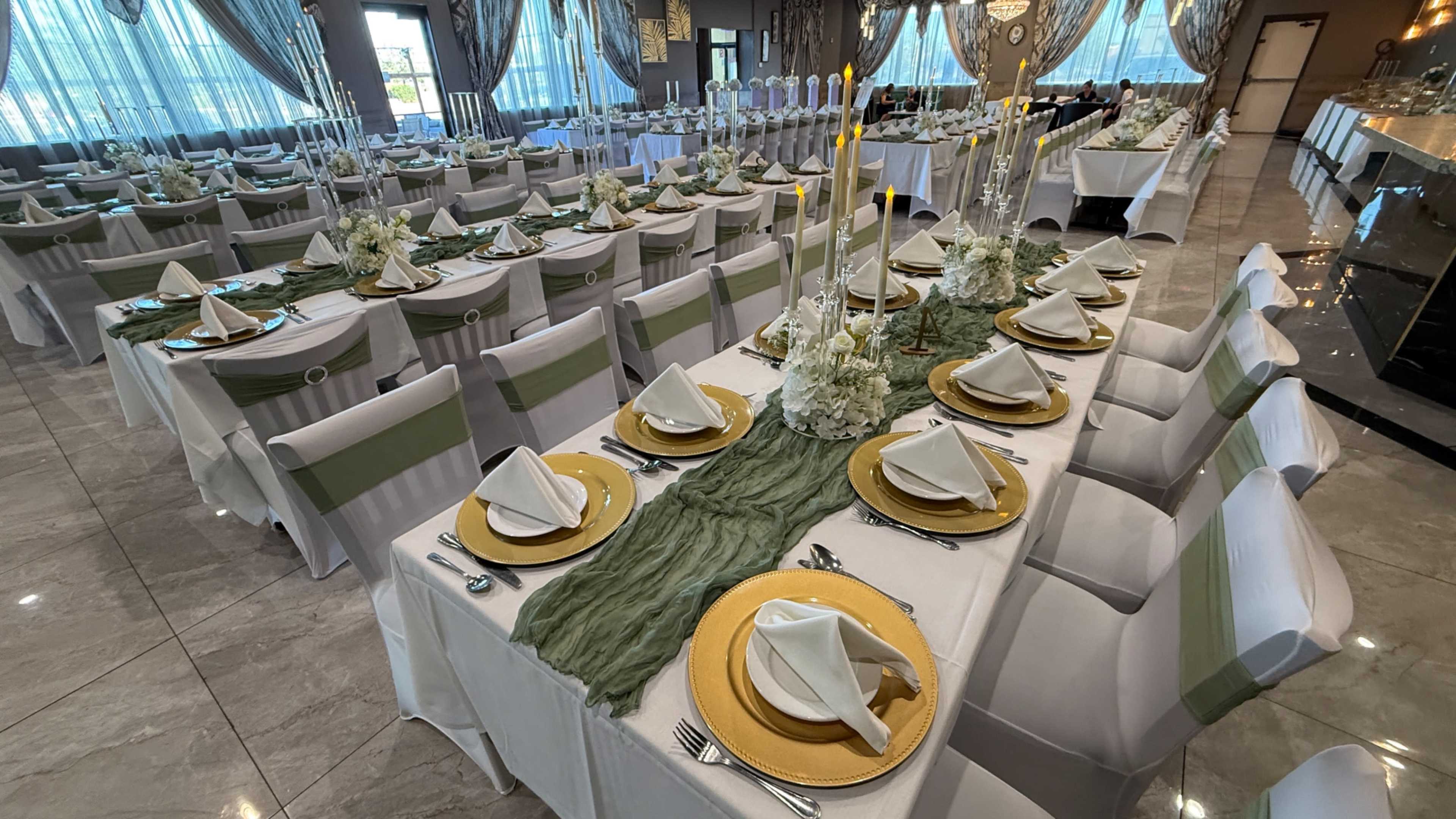 Restaurant with elegant design and decor Image in Glendale, Glendale, AZ