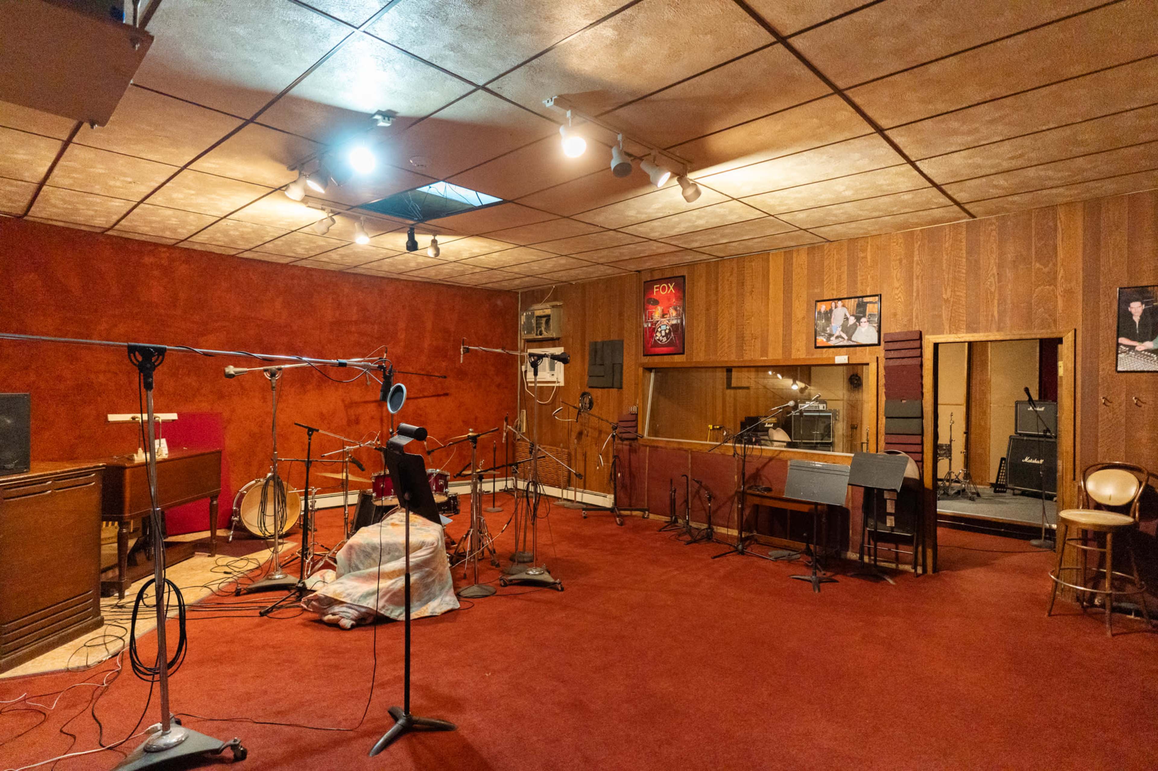 Vintage Recording Studio Image in Rutherford, Rutherford, NJ