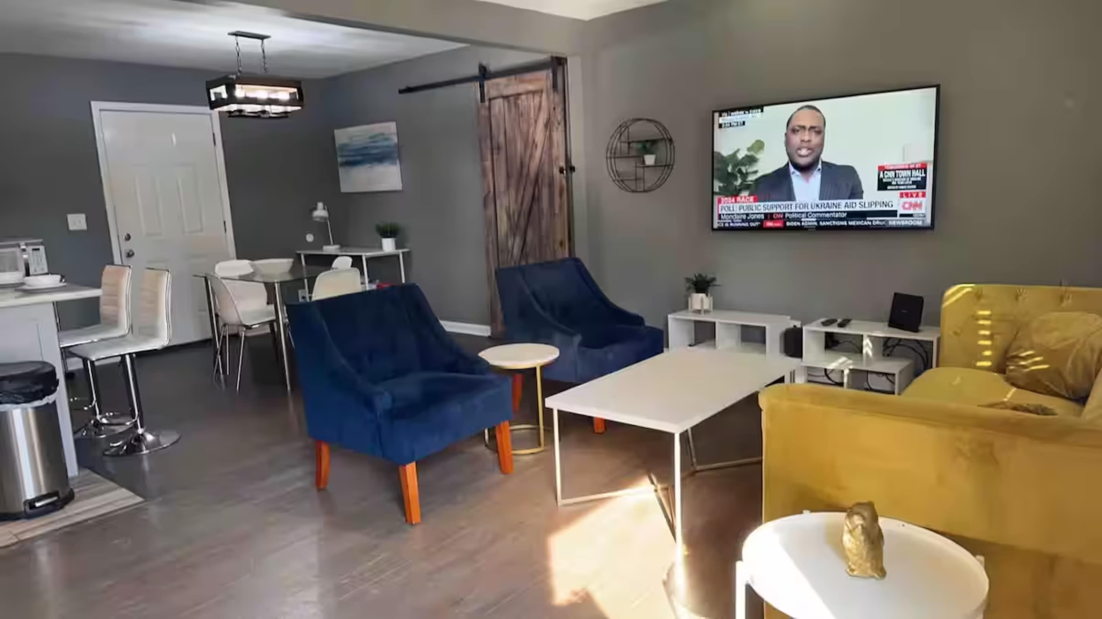 Stylish & Spacious Home Near Atlanta Airport & Downtown Image in Hapeville, Hapeville, GA