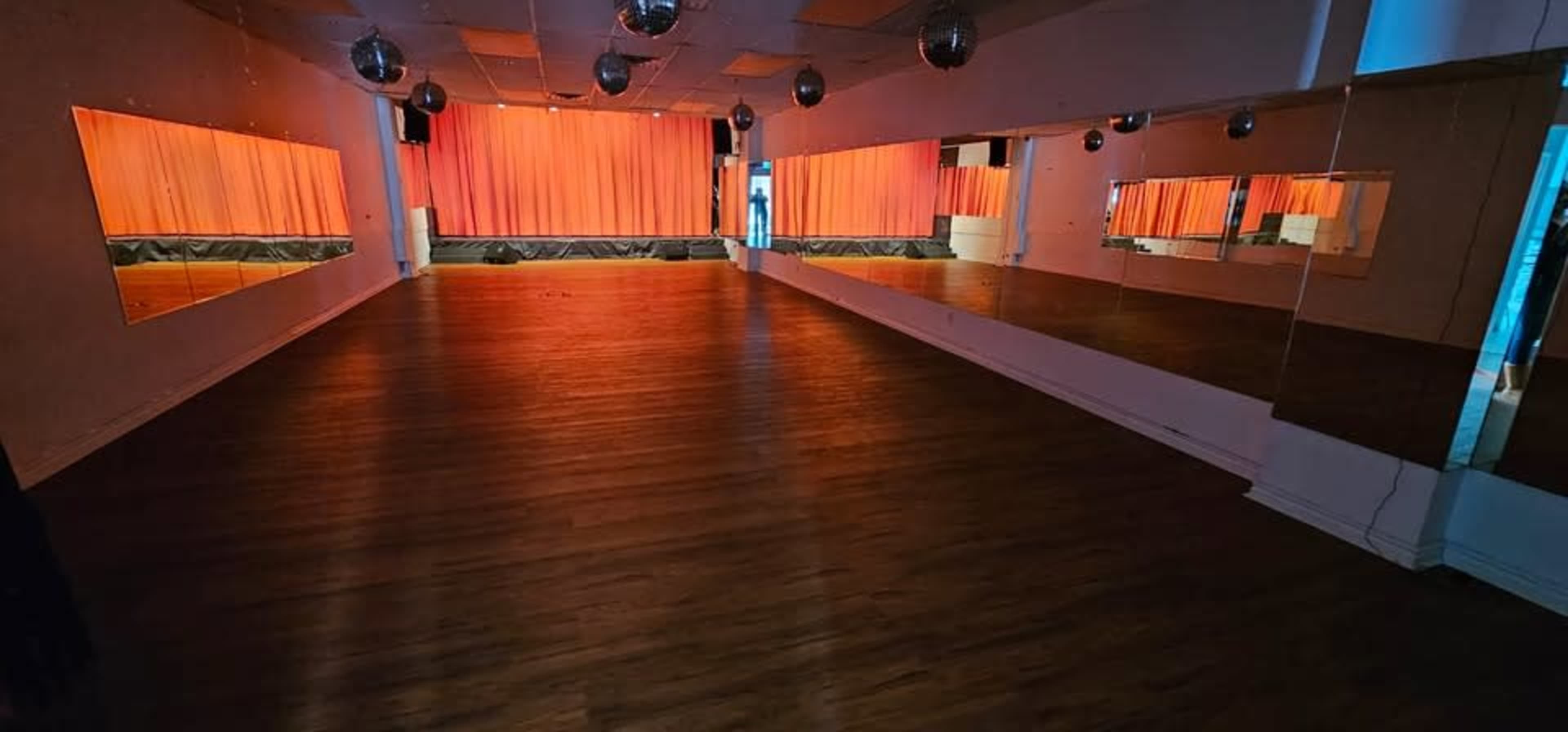 Bright, Modern Event Studio Perfect for Parties, Workshops, and Rehearsals Image in Barrie, Barrie, ON