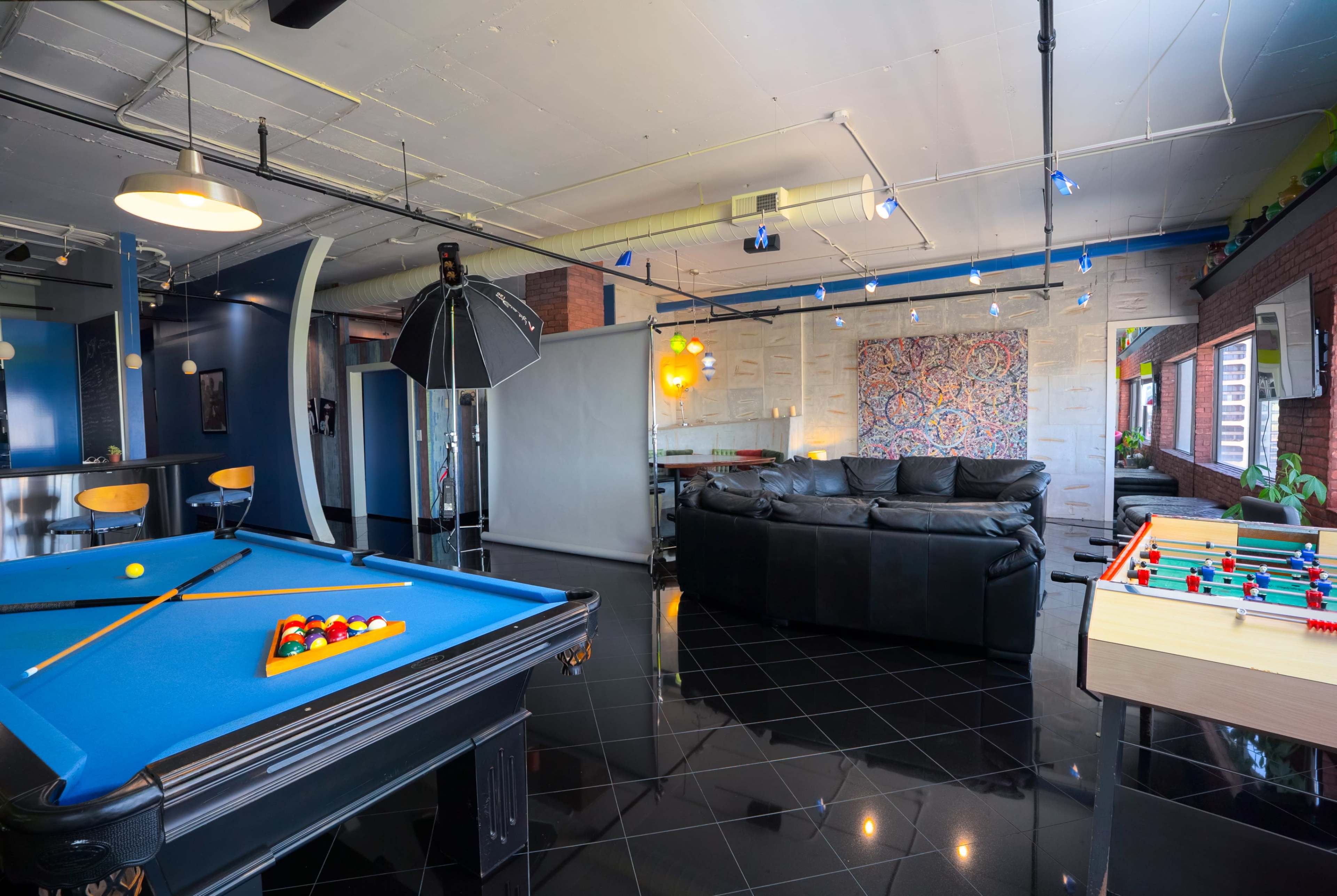Skyline Loft Production Studio Setup, Game Lounge & Theater – Natural Light Image in Downtown Atlanta, Atlanta, GA
