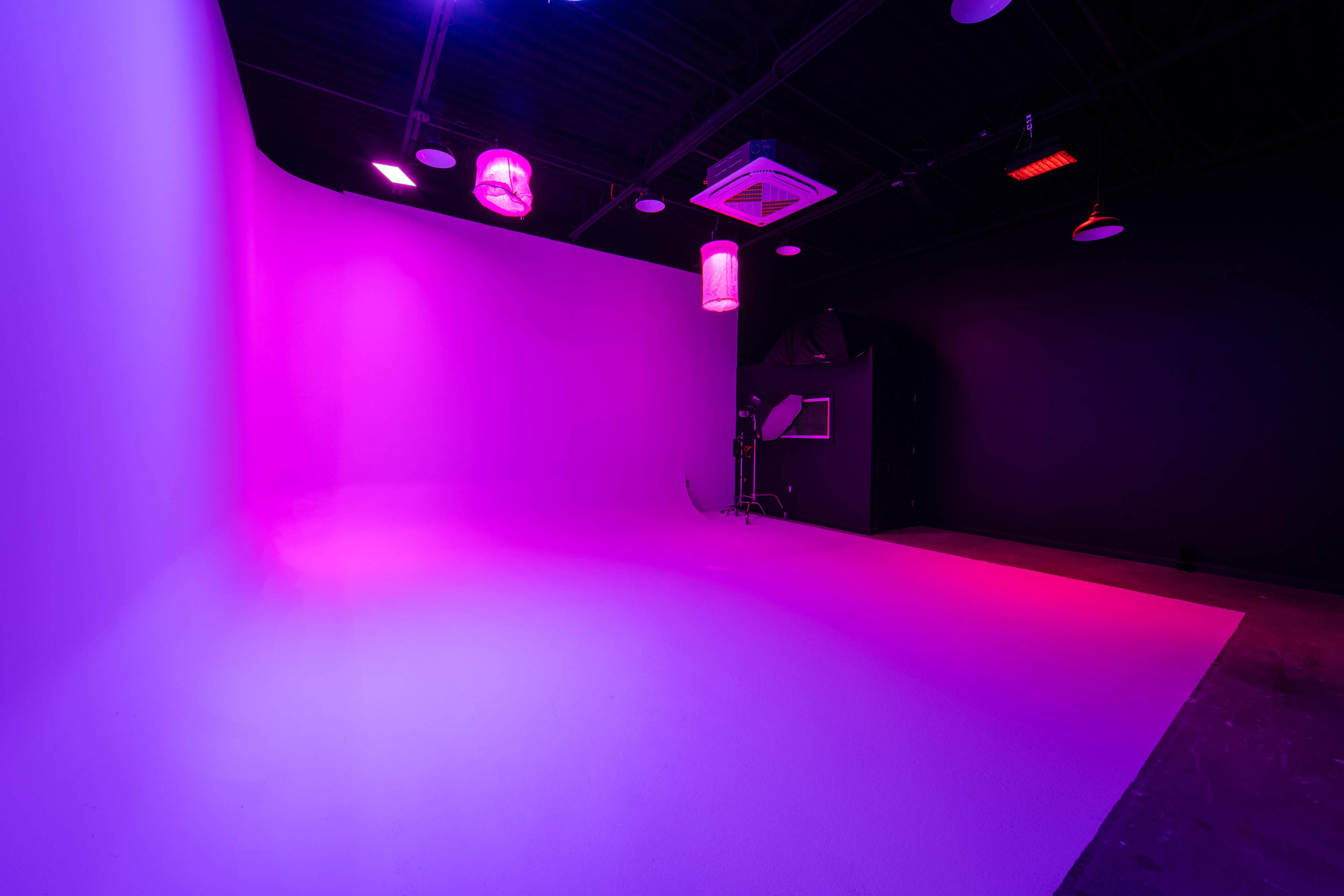 Premier Sound Treated Photo / Video Studio in Corktown Image in North Corktown, Detroit, FM